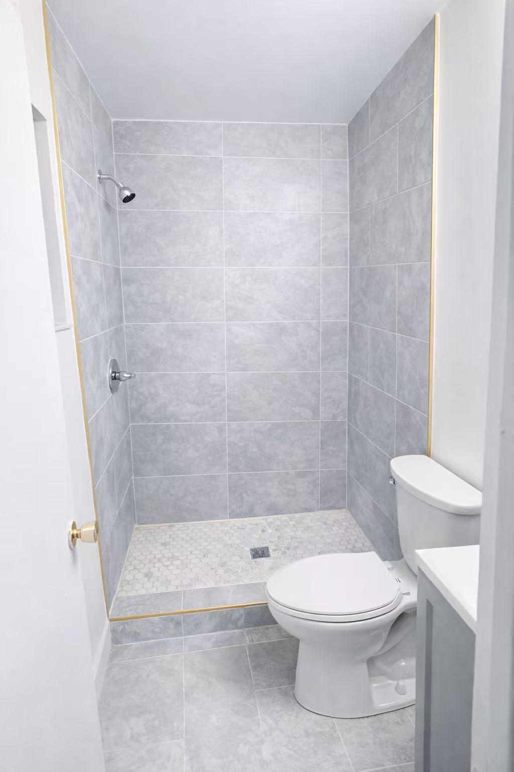 HOLLYWOOD BEACH GARDENS - Residential Lease