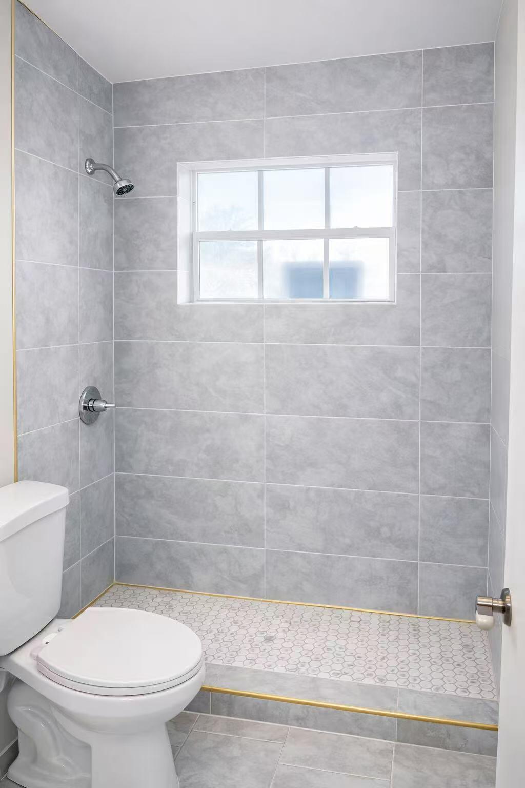 HOLLYWOOD BEACH GARDENS - Residential Lease