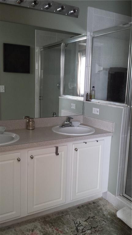 Jonathan's Cove - Residential Lease