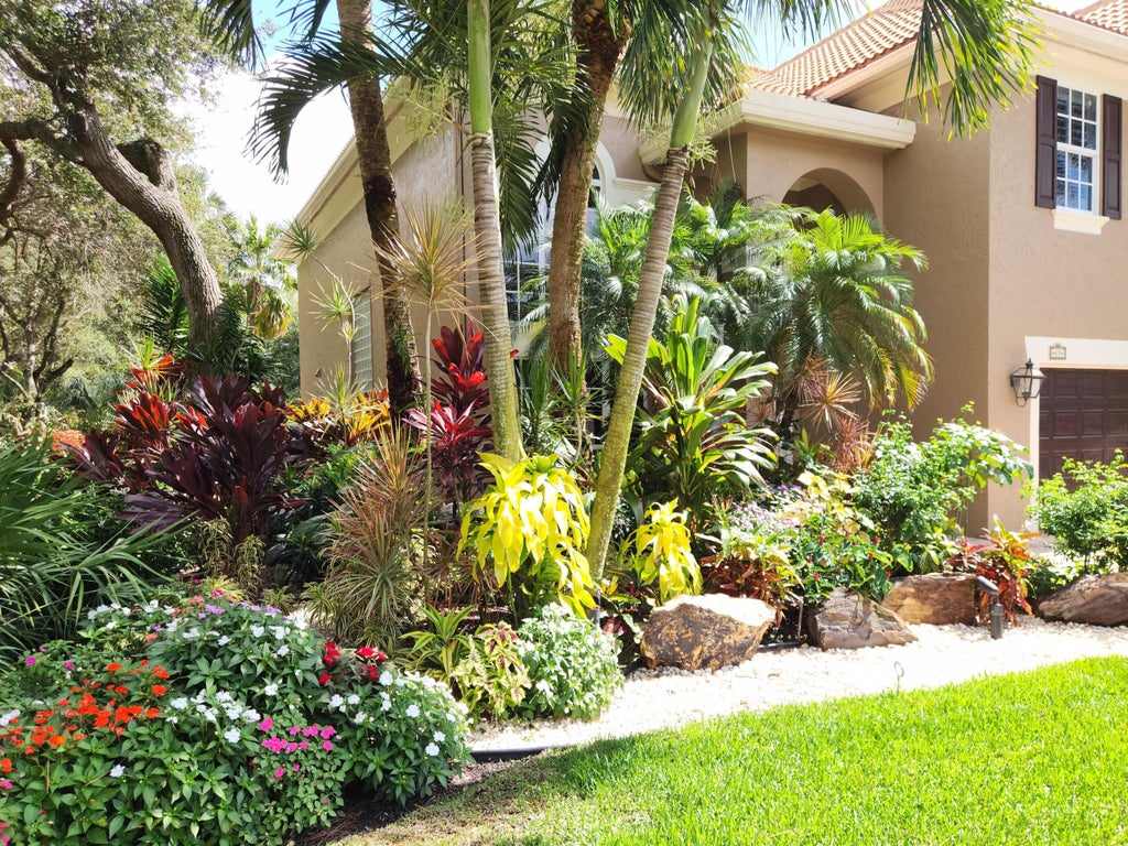 Photo of 65 Princewood Lane, Palm Beach Gardens, FL 33410 (MLS # R10902972)