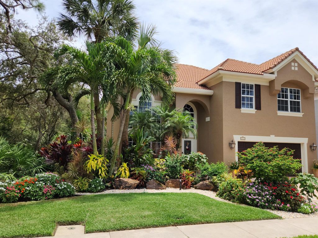 Photo of 65 Princewood Lane, Palm Beach Gardens, FL 33410 (MLS # R10902972)
