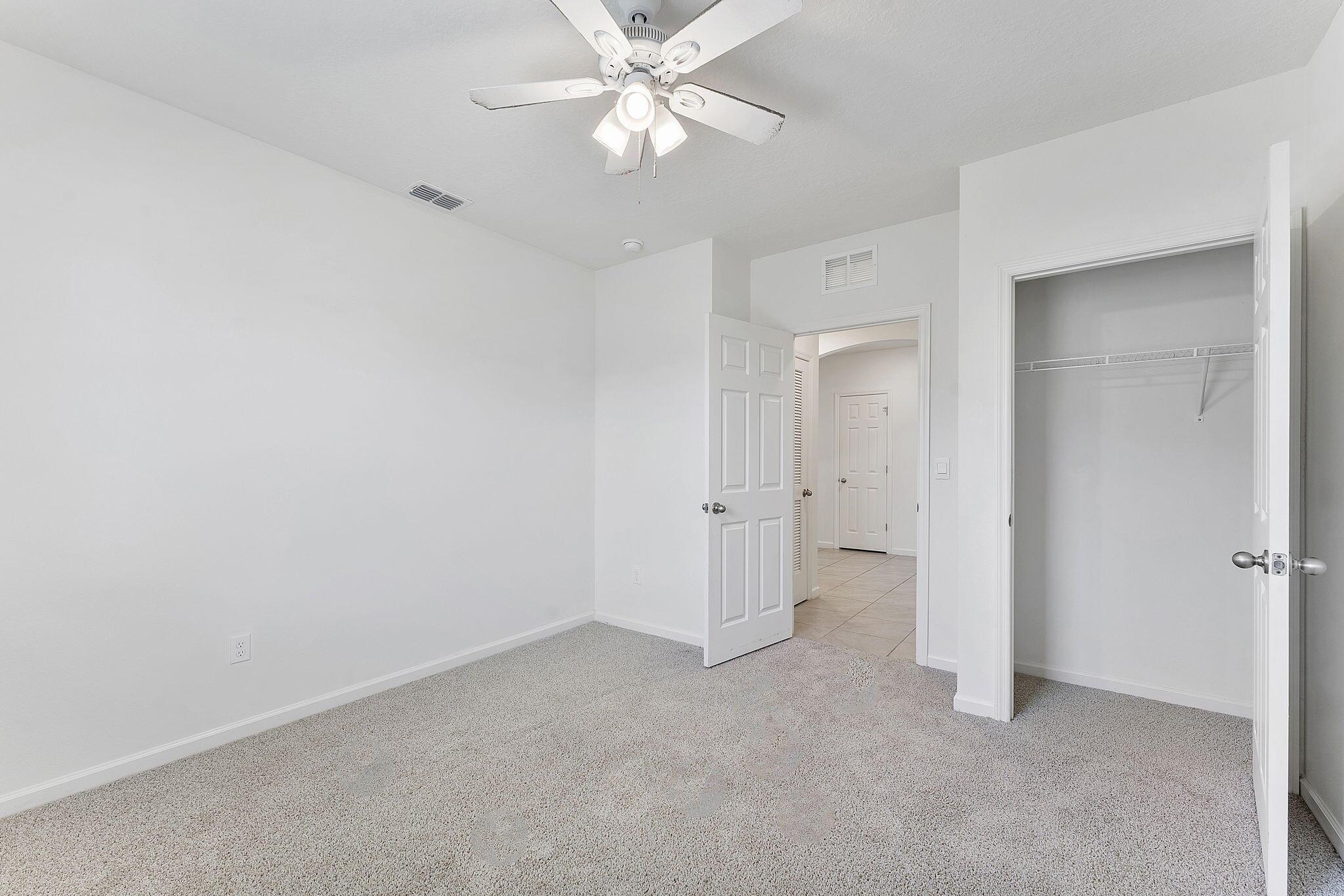 PORT ST LUCIE SECTION 18 - Residential Lease