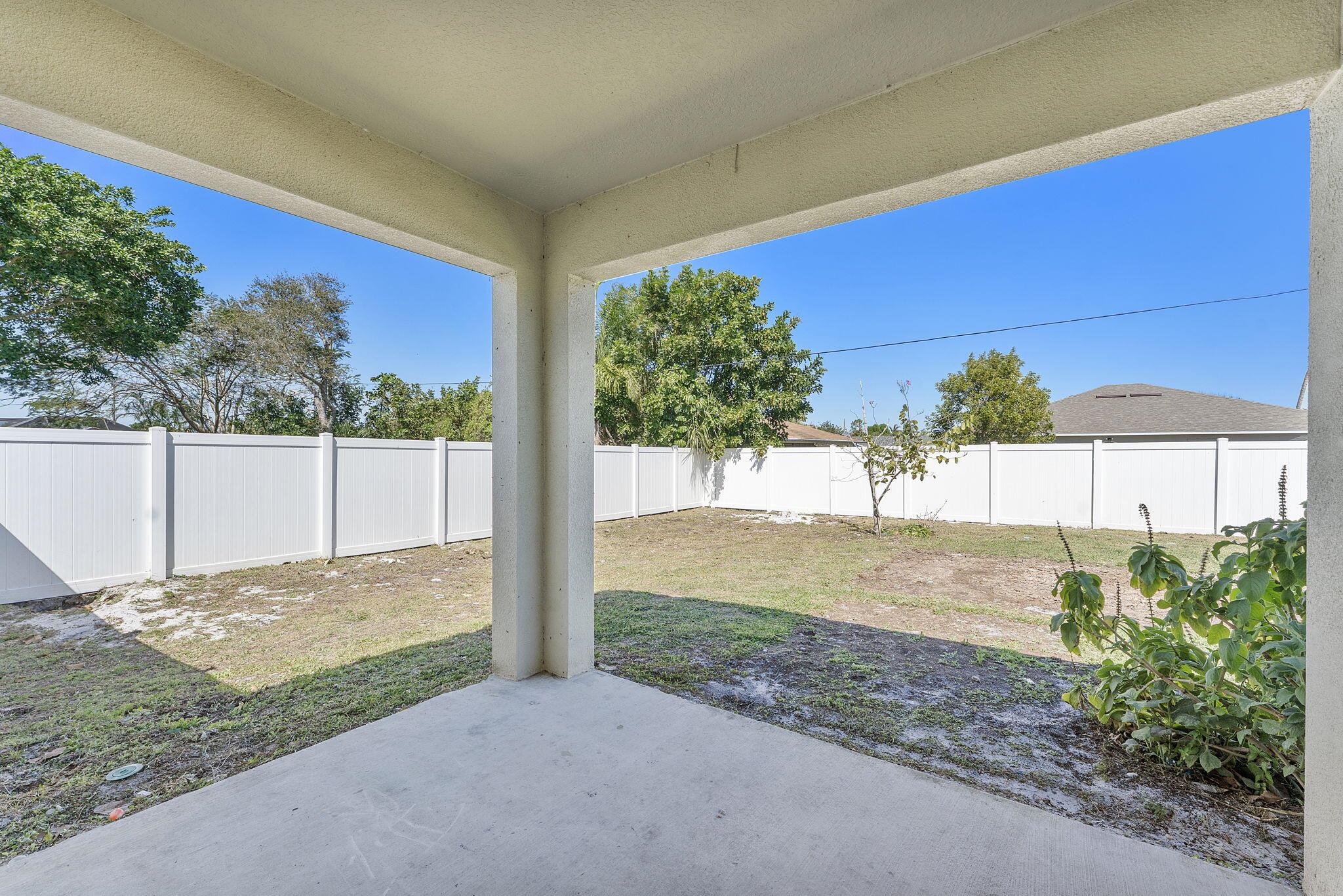 PORT ST LUCIE SECTION 18 - Residential Lease