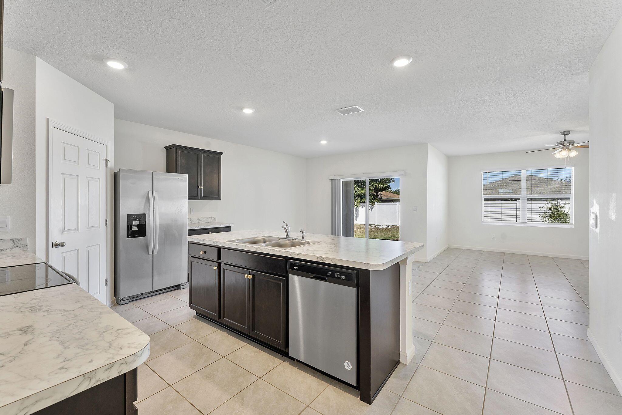 PORT ST LUCIE SECTION 18 - Residential Lease