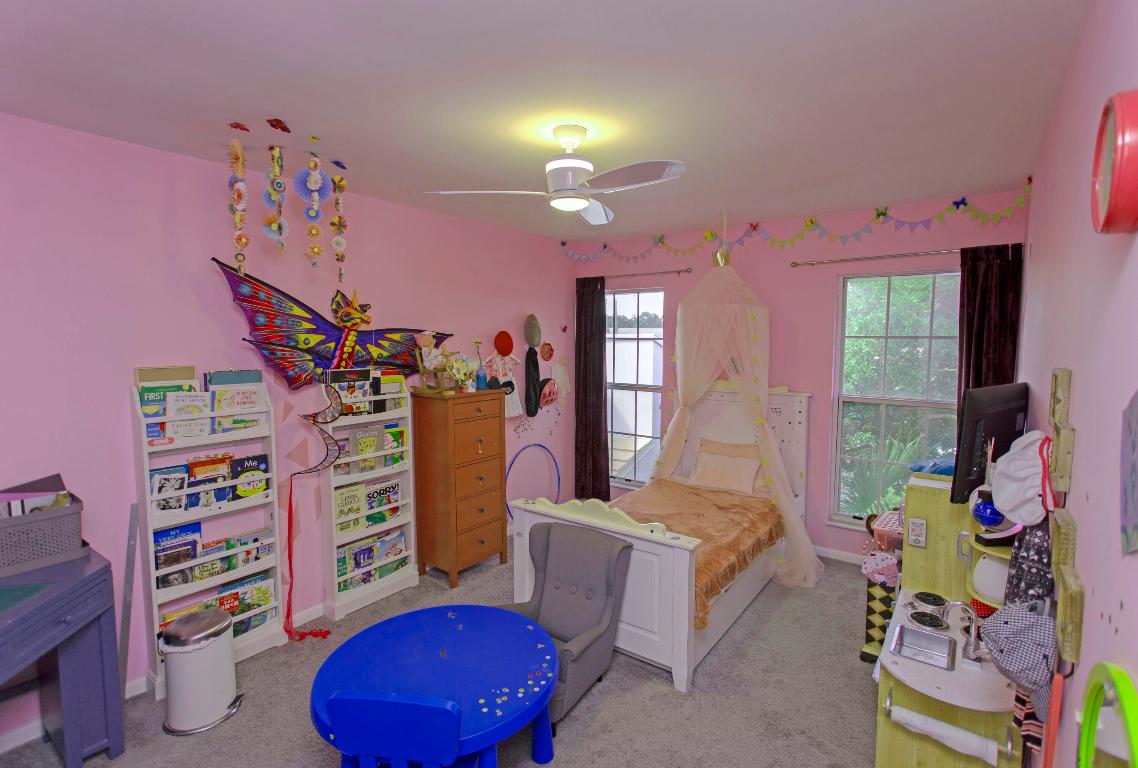 LAKES OF WOODHAVEN II COND - Residential