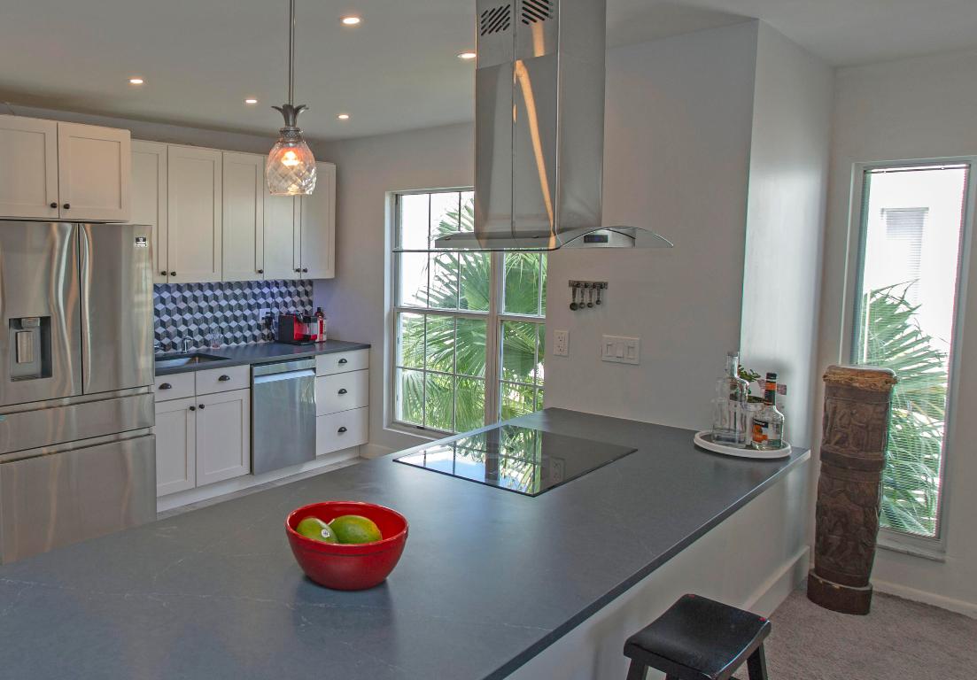 LAKES OF WOODHAVEN II COND - Residential