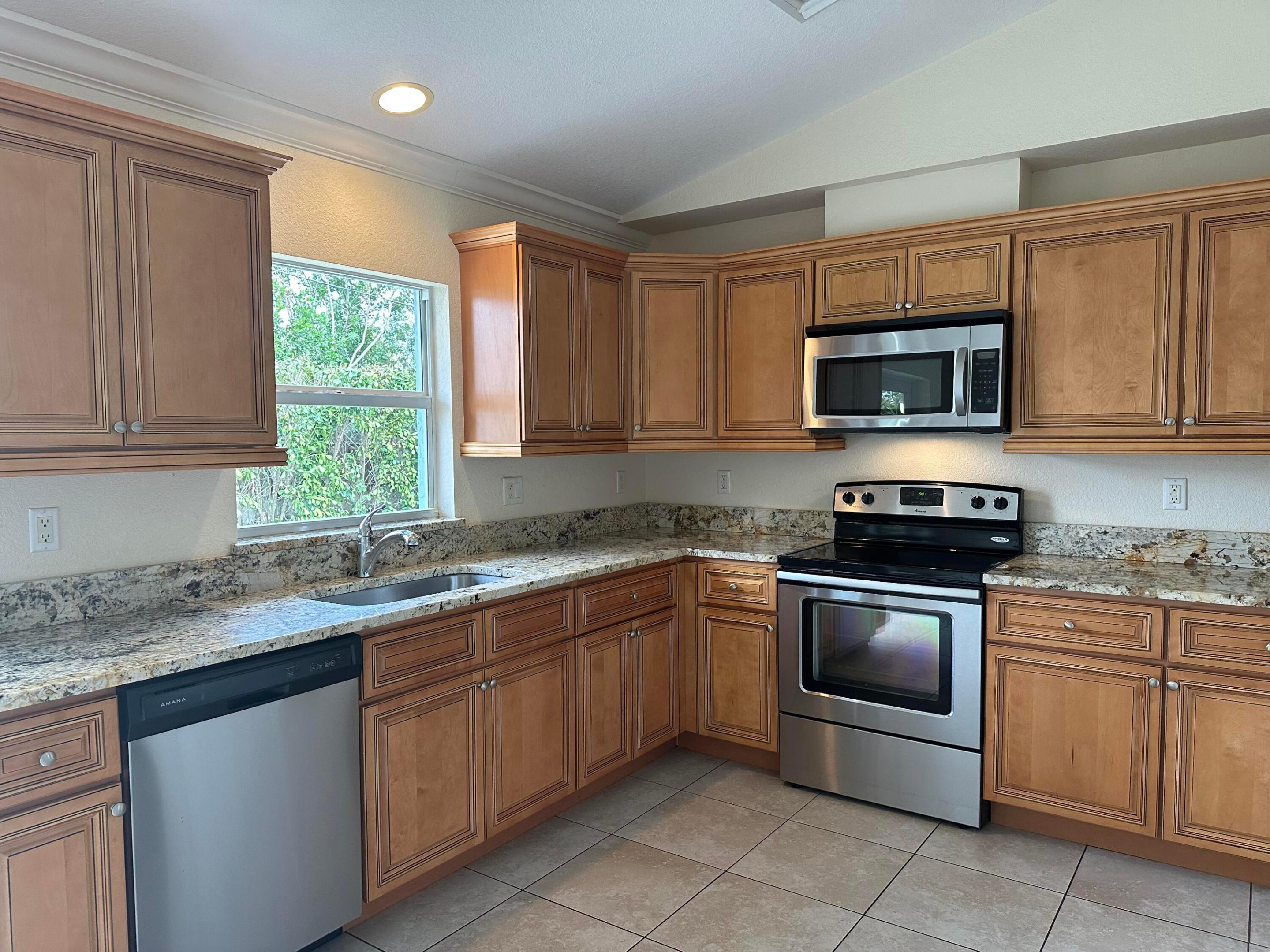 Evergeen Park Unrec - Residential Lease