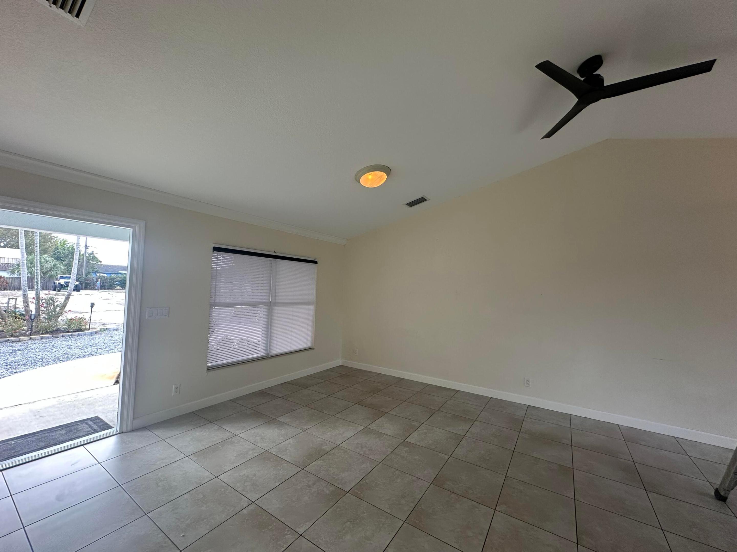 Evergeen Park Unrec - Residential Lease