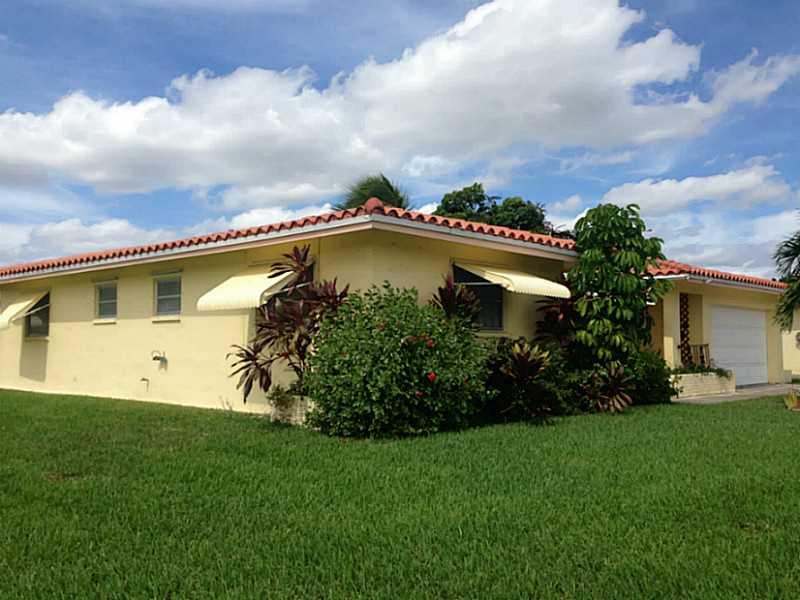 MAINLANDS 10 - Residential