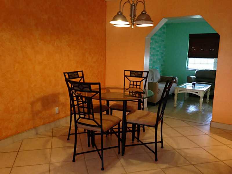 MAINLANDS 10 - Residential