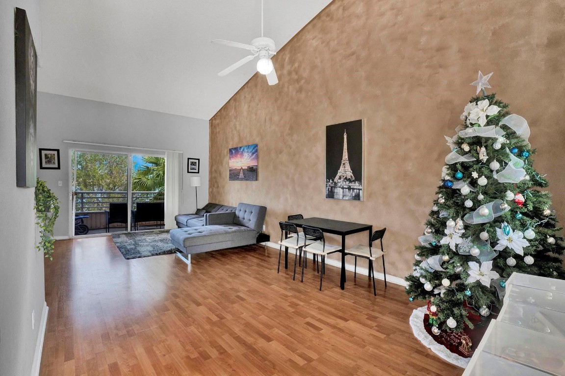 Summer Lakes Condo - Residential