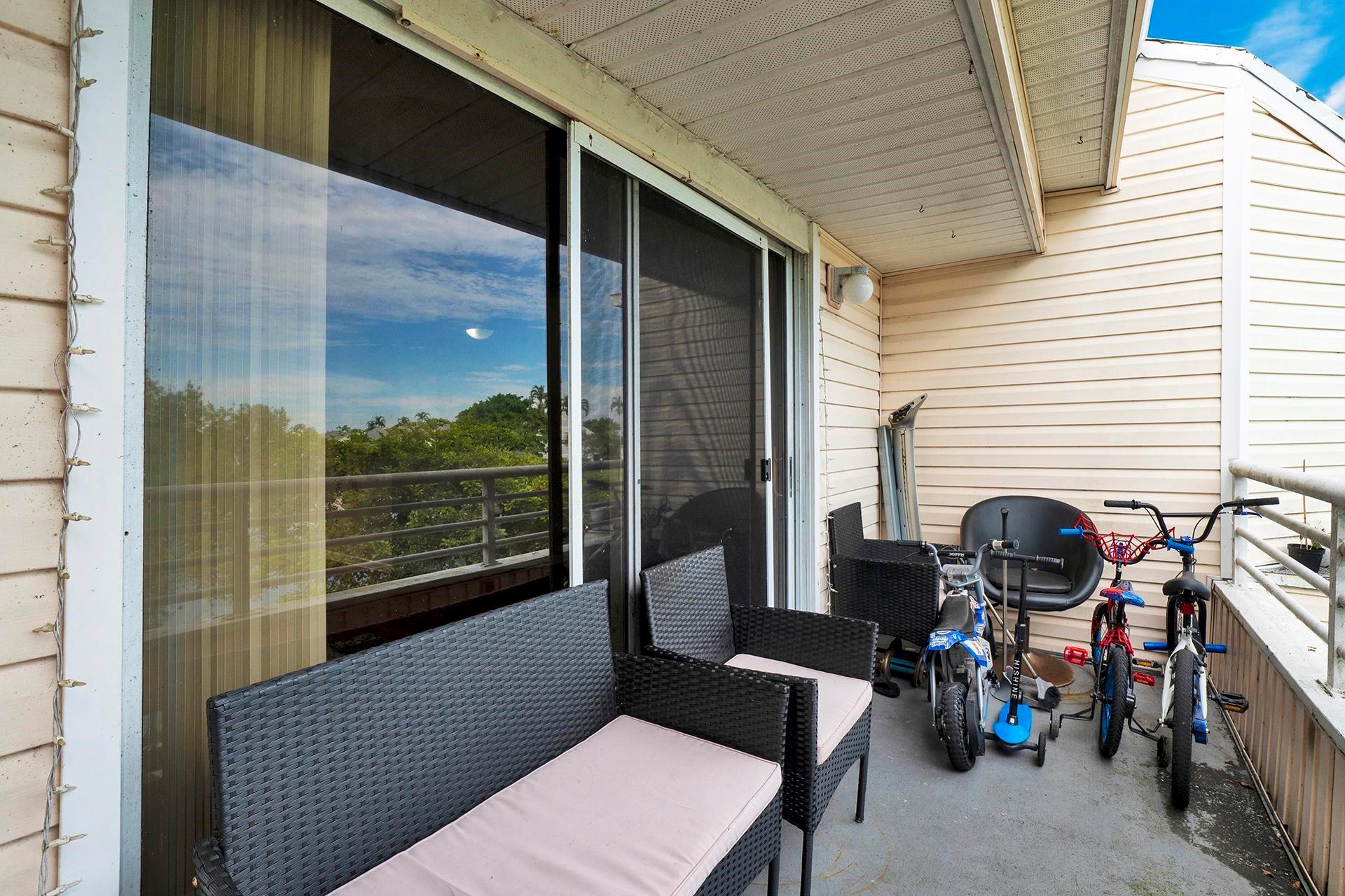 Summer Lakes Condo - Residential