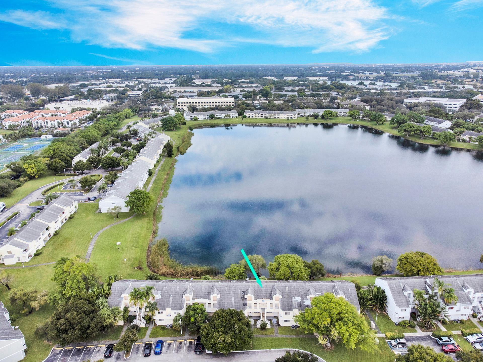 Summer Lakes Condo - Residential