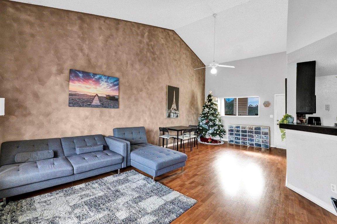 Summer Lakes Condo - Residential