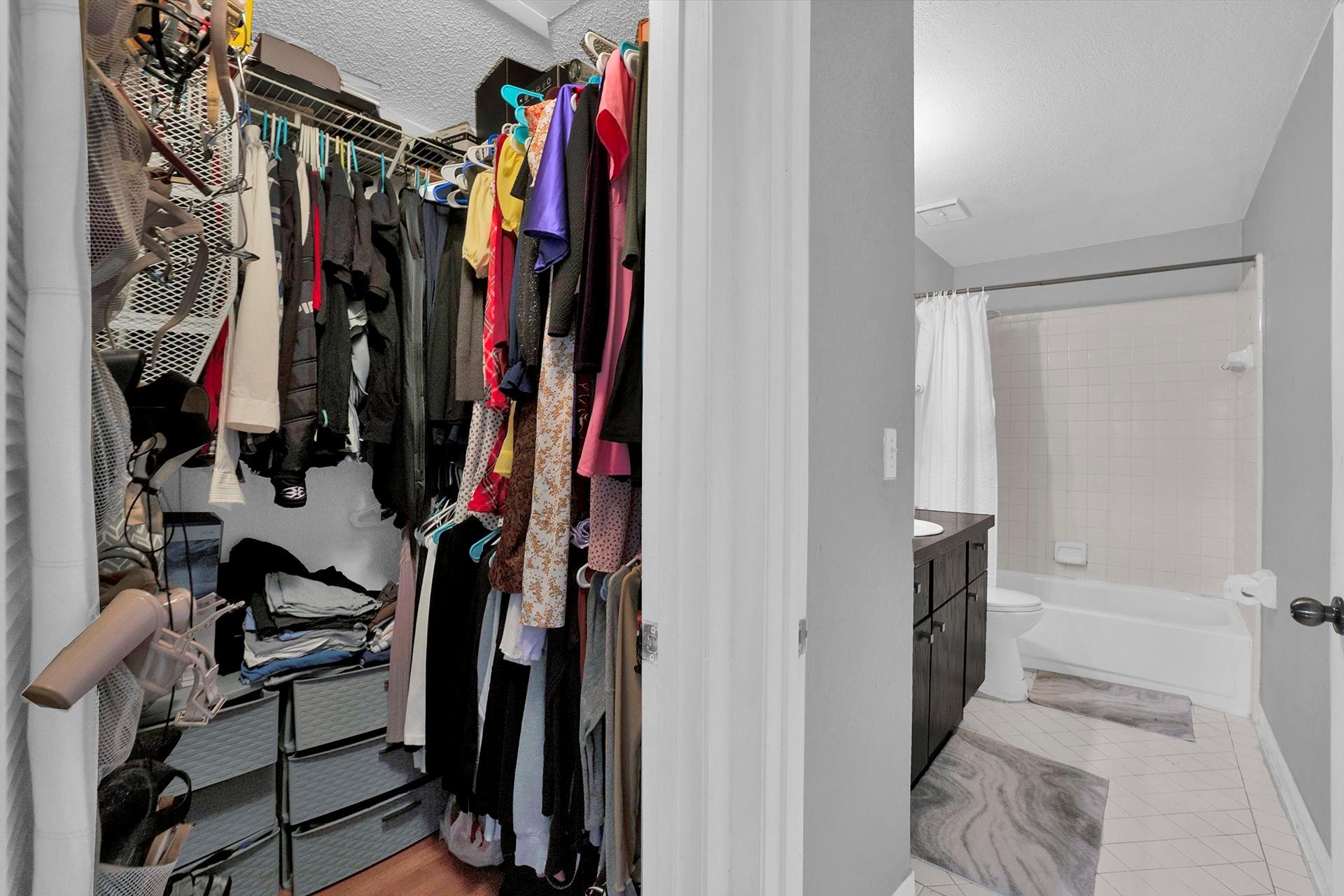 Summer Lakes Condo - Residential