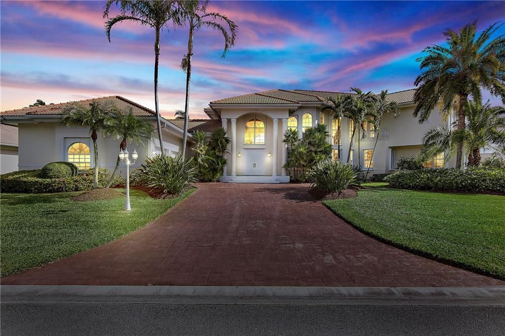 Photo of 900 SW Bay Pointe Circle, Palm City, FL 34990 (MLS # R10653477)