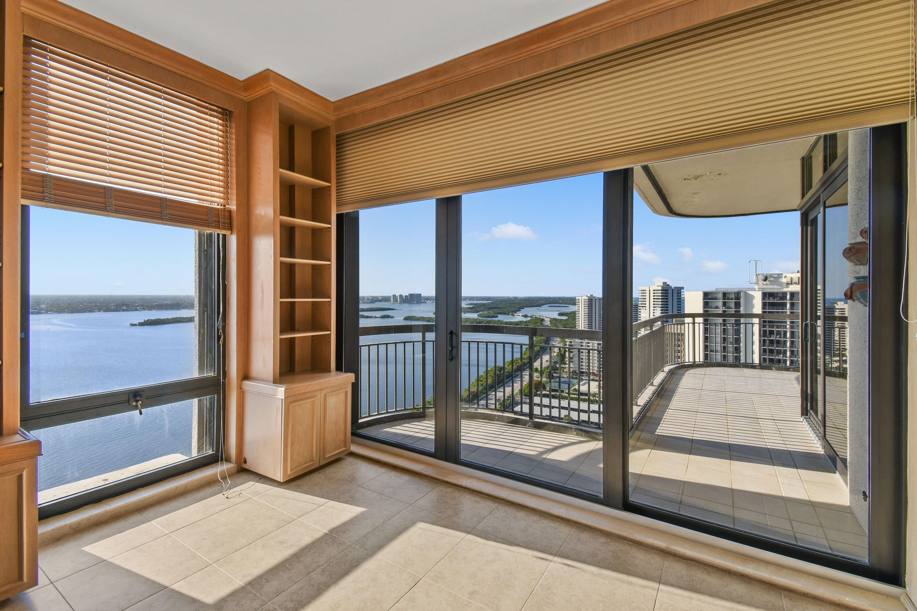 Eastpointe II Condo - Residential