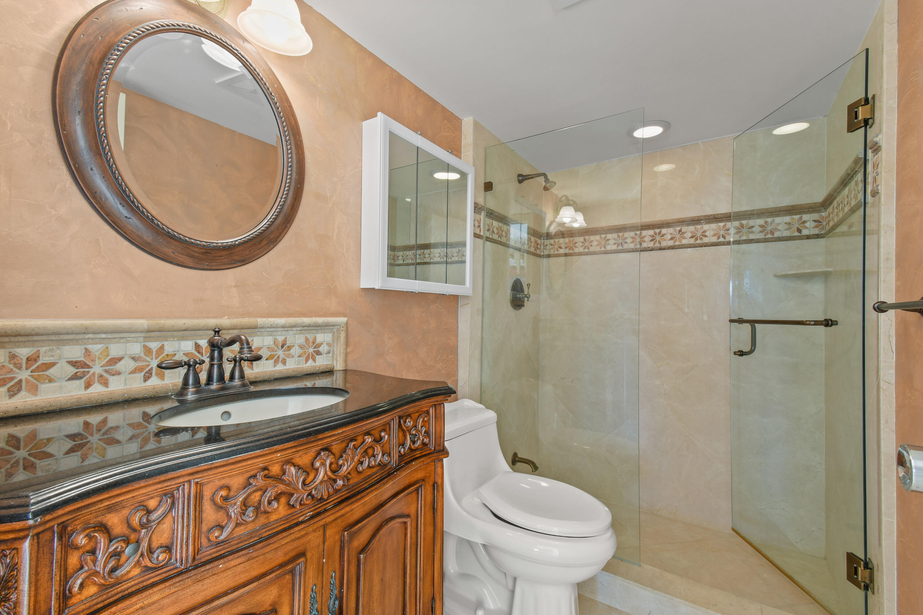 Eastpointe II Condo - Residential