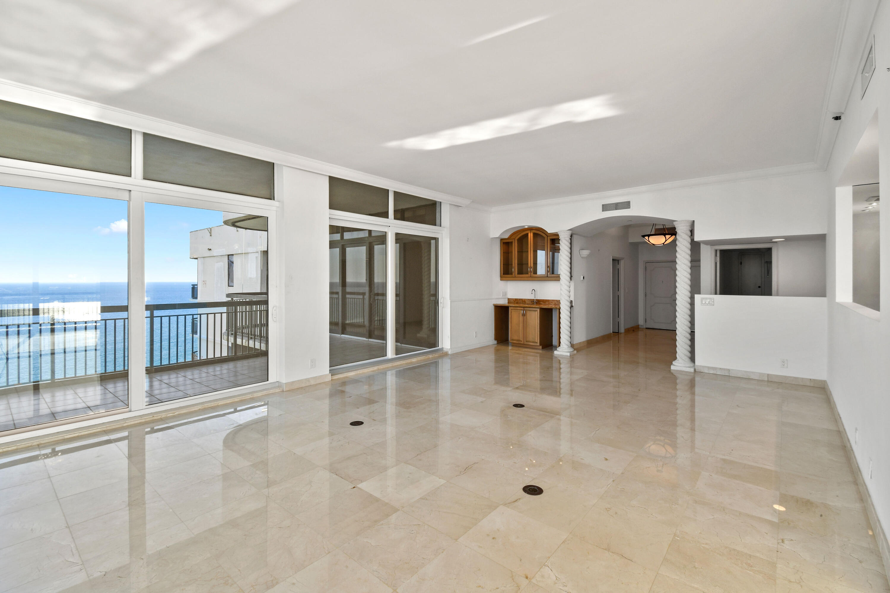 Eastpointe II Condo - Residential