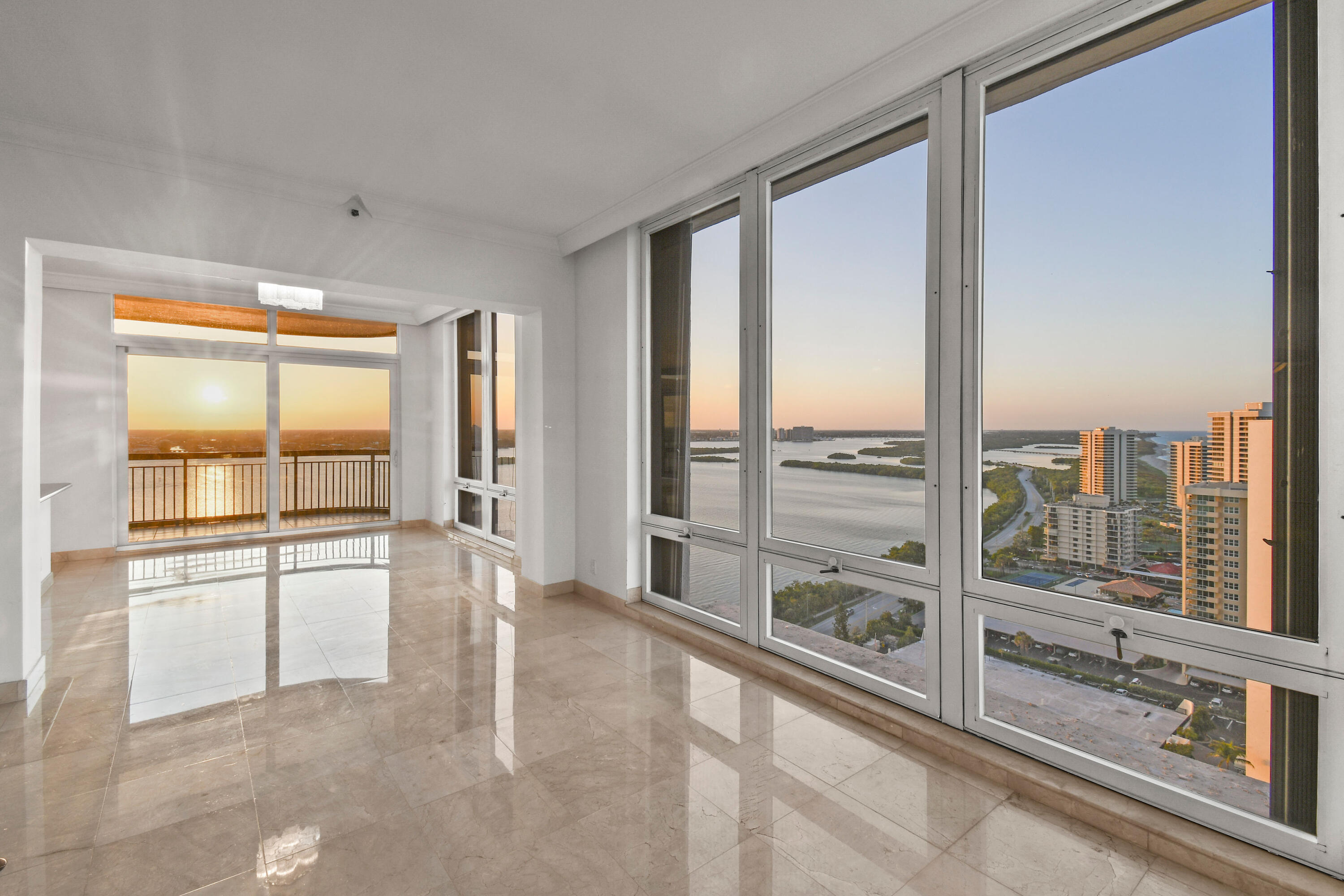 Eastpointe II Condo - Residential