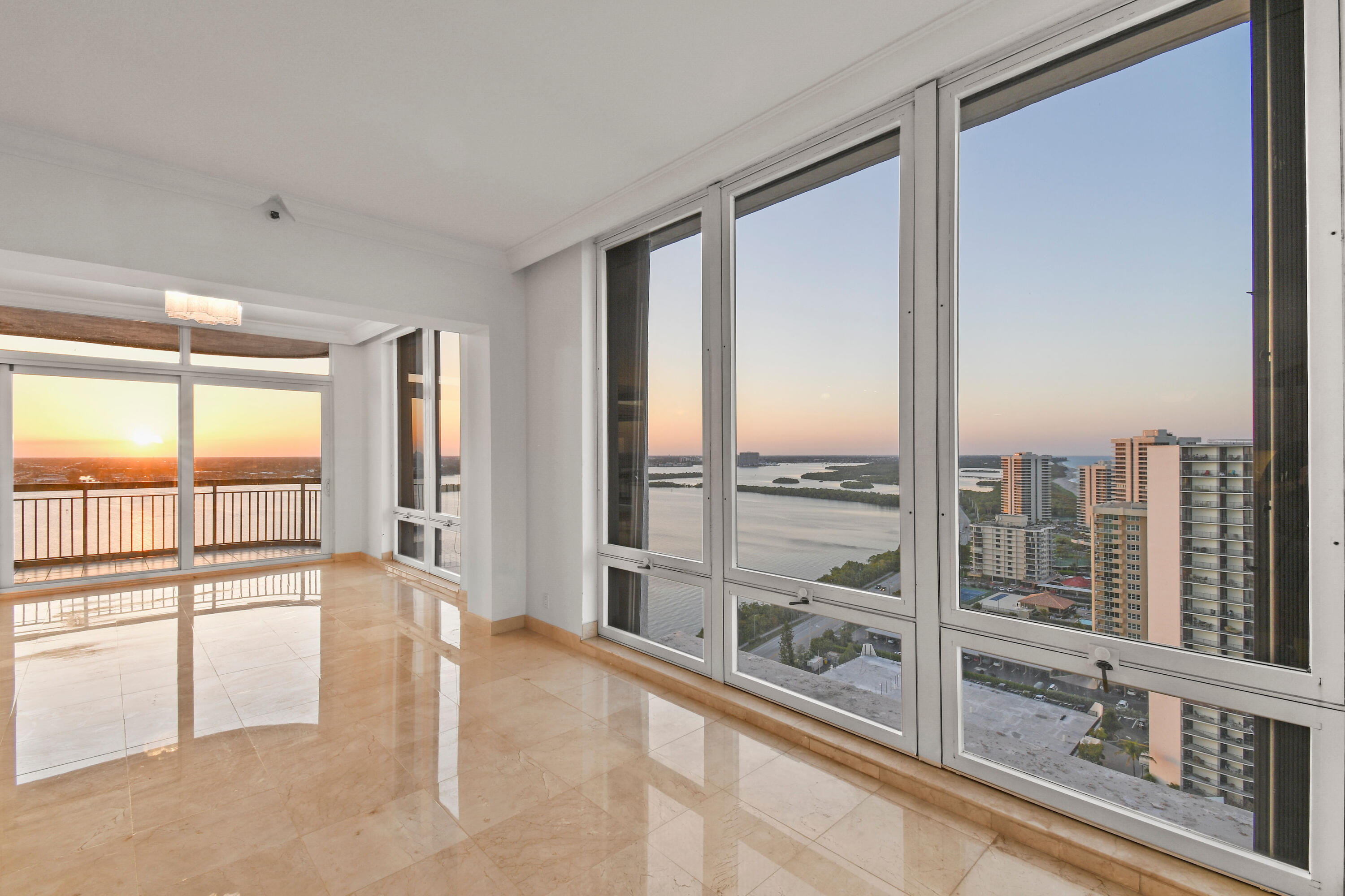 Eastpointe II Condo - Residential