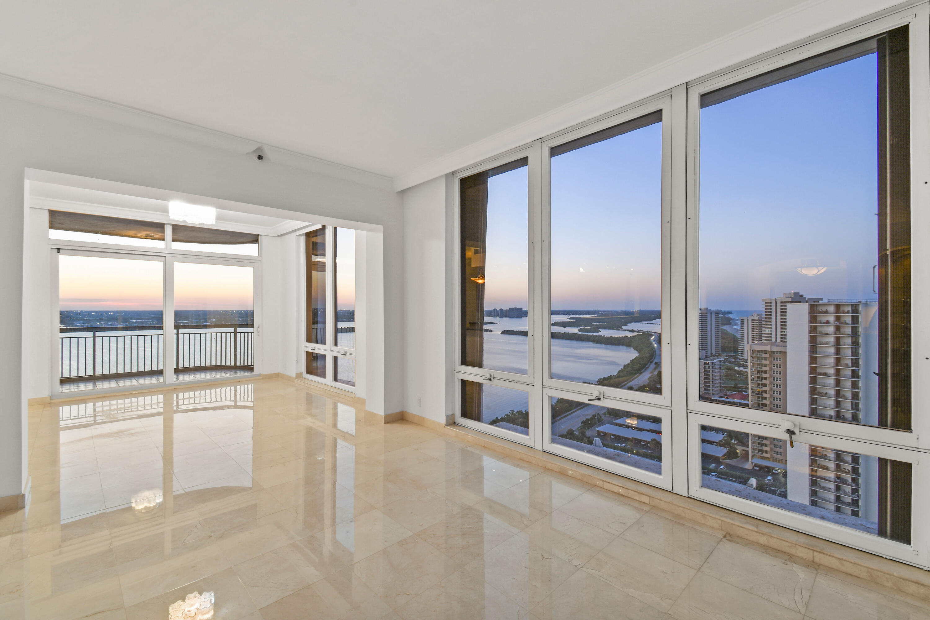 Eastpointe II Condo - Residential