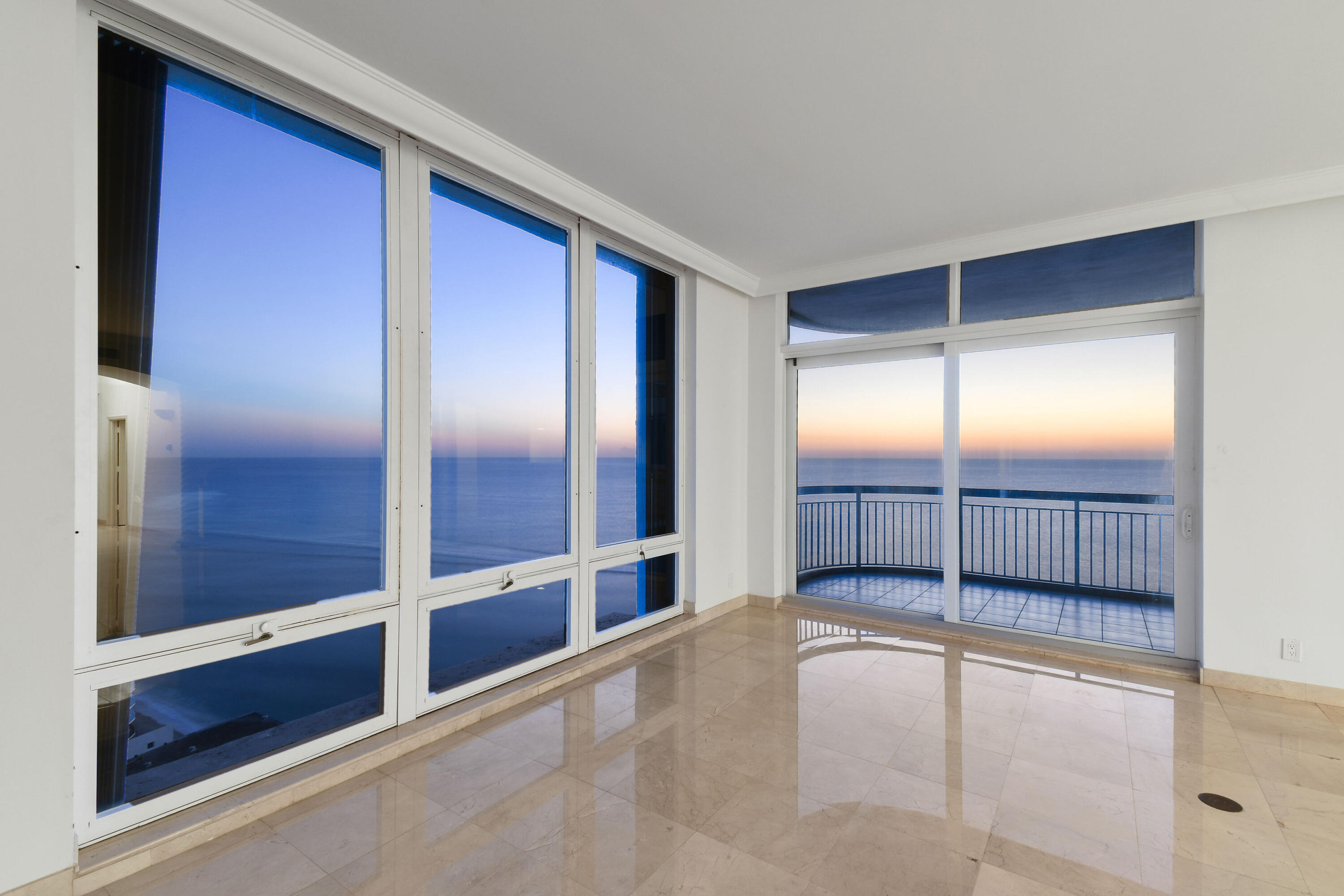 Eastpointe II Condo - Residential