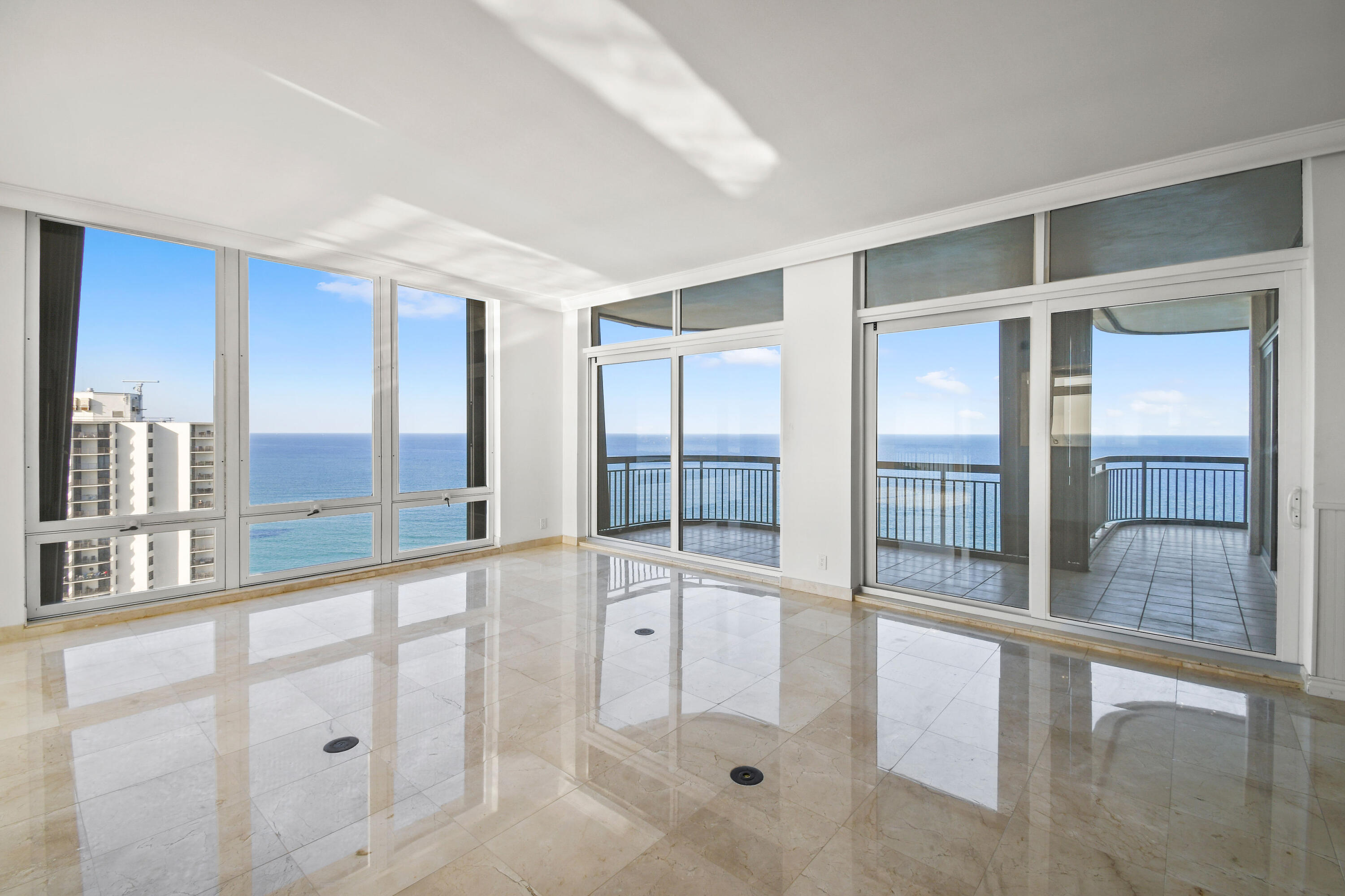 Eastpointe II Condo - Residential