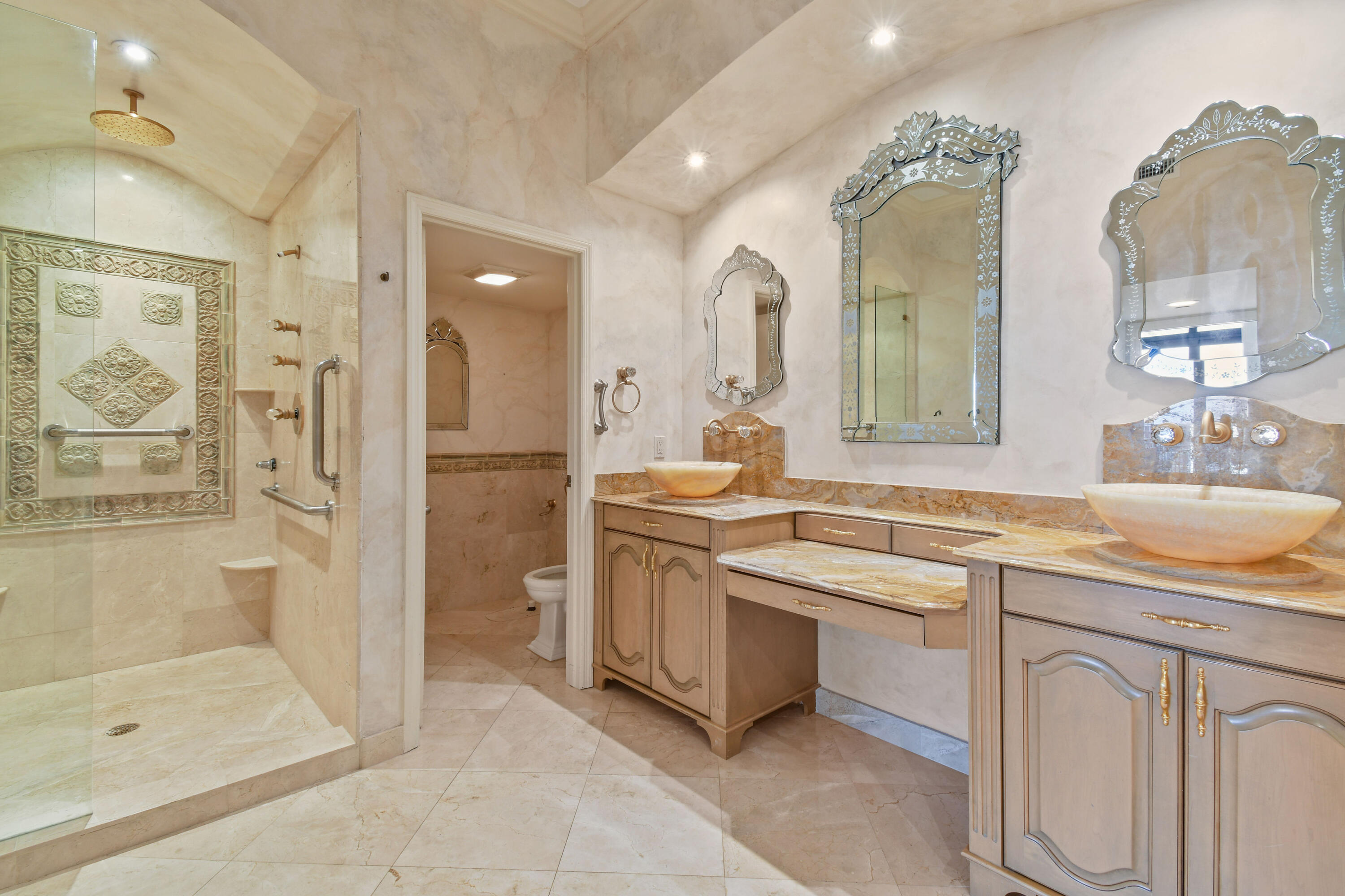 Eastpointe II Condo - Residential