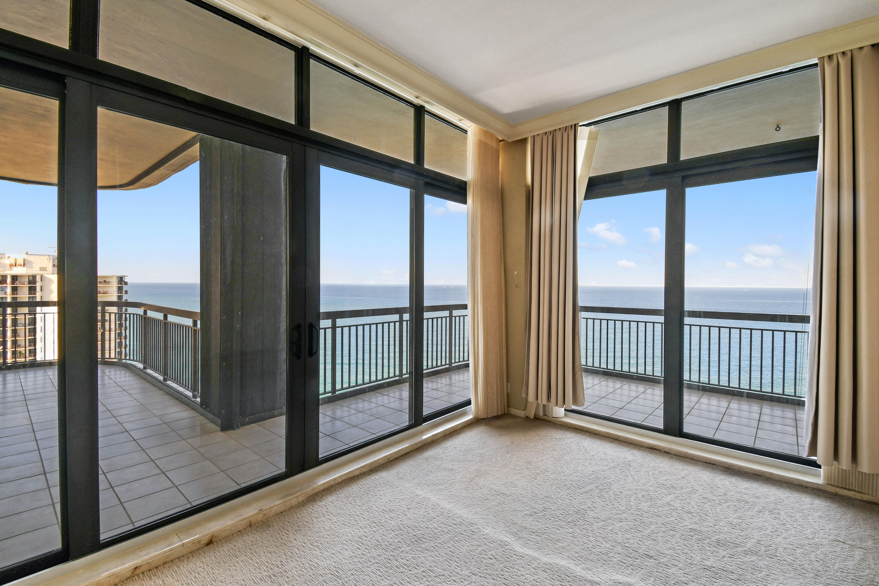 Eastpointe II Condo - Residential