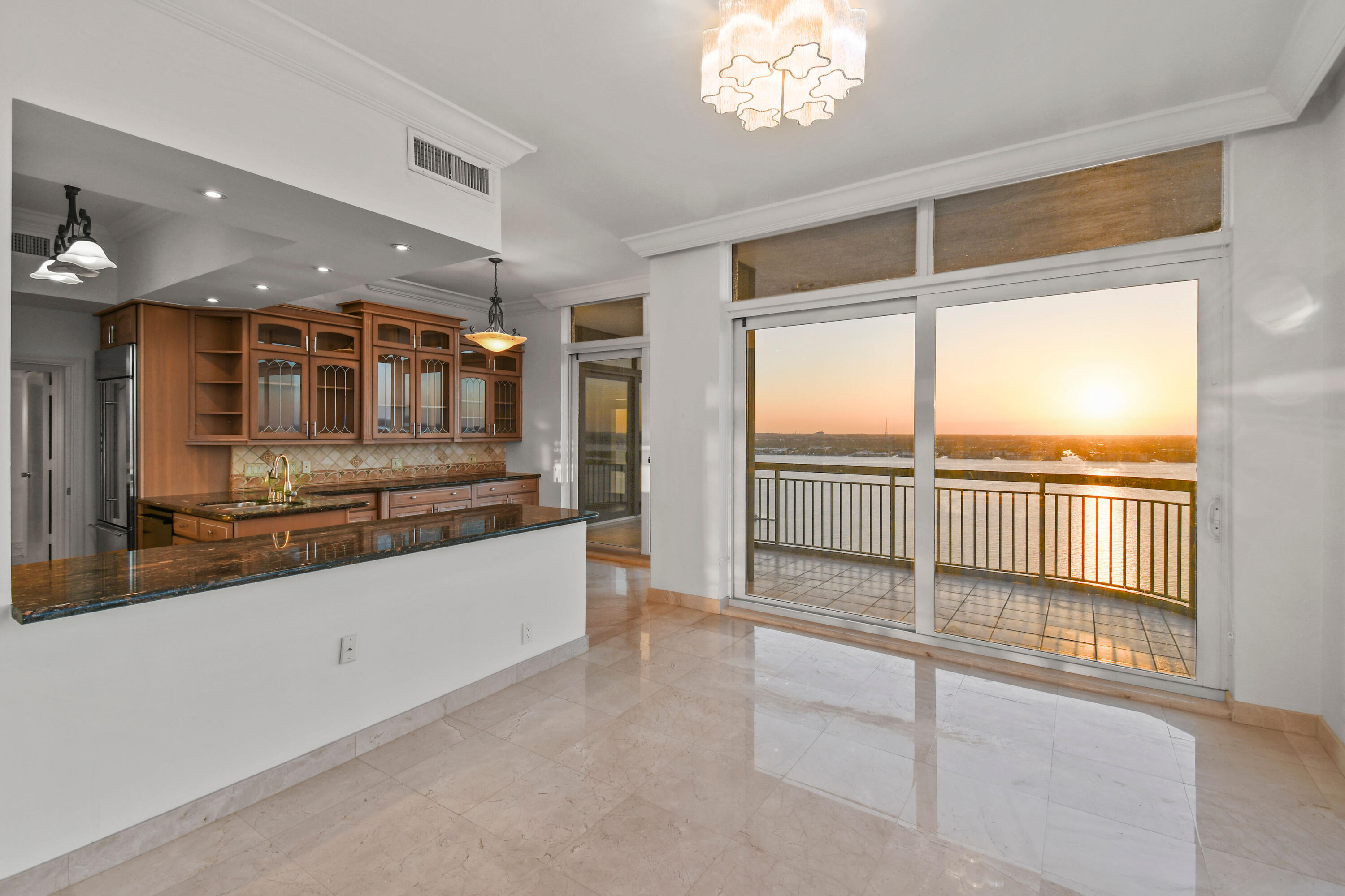 Eastpointe II Condo - Residential