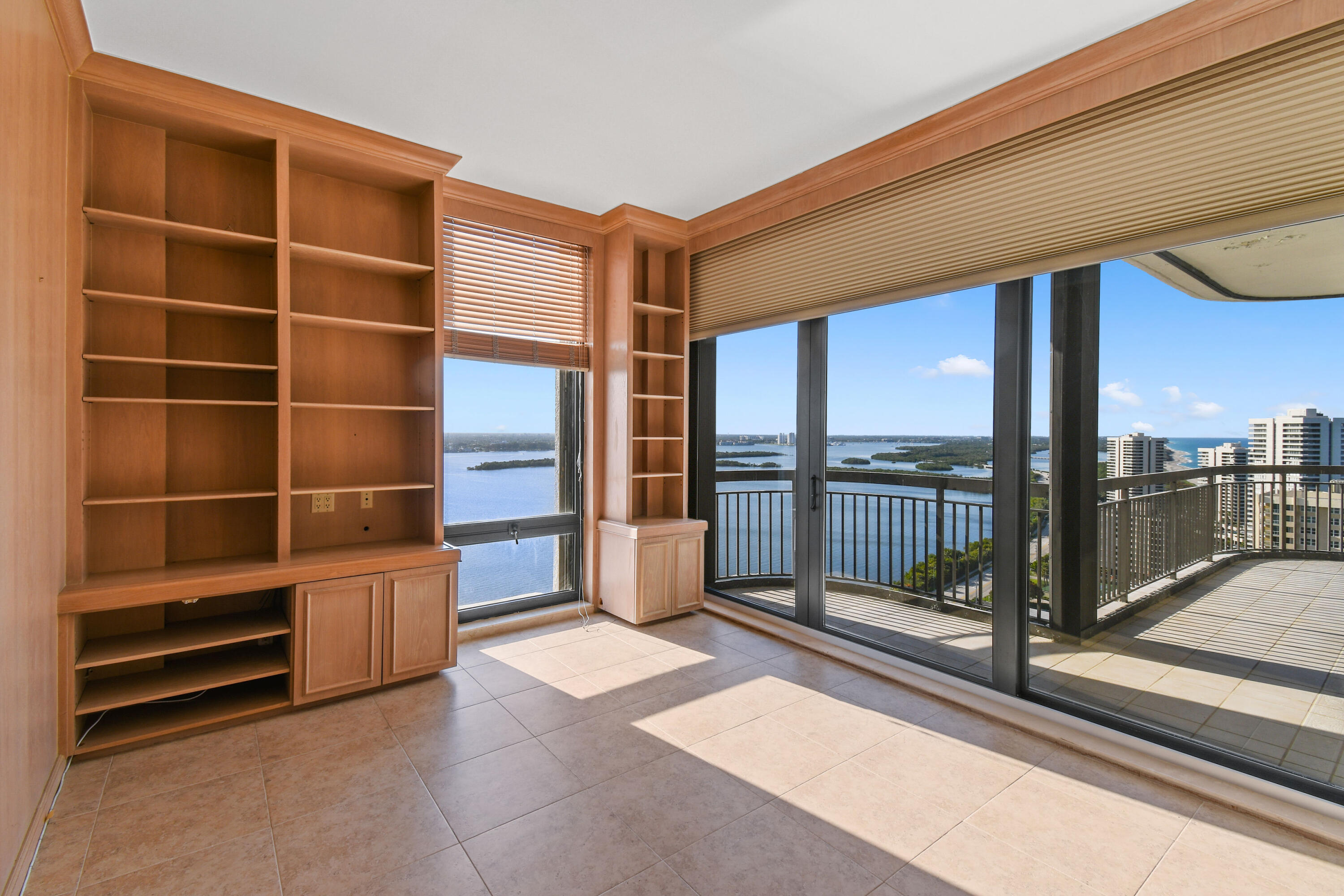 Eastpointe II Condo - Residential