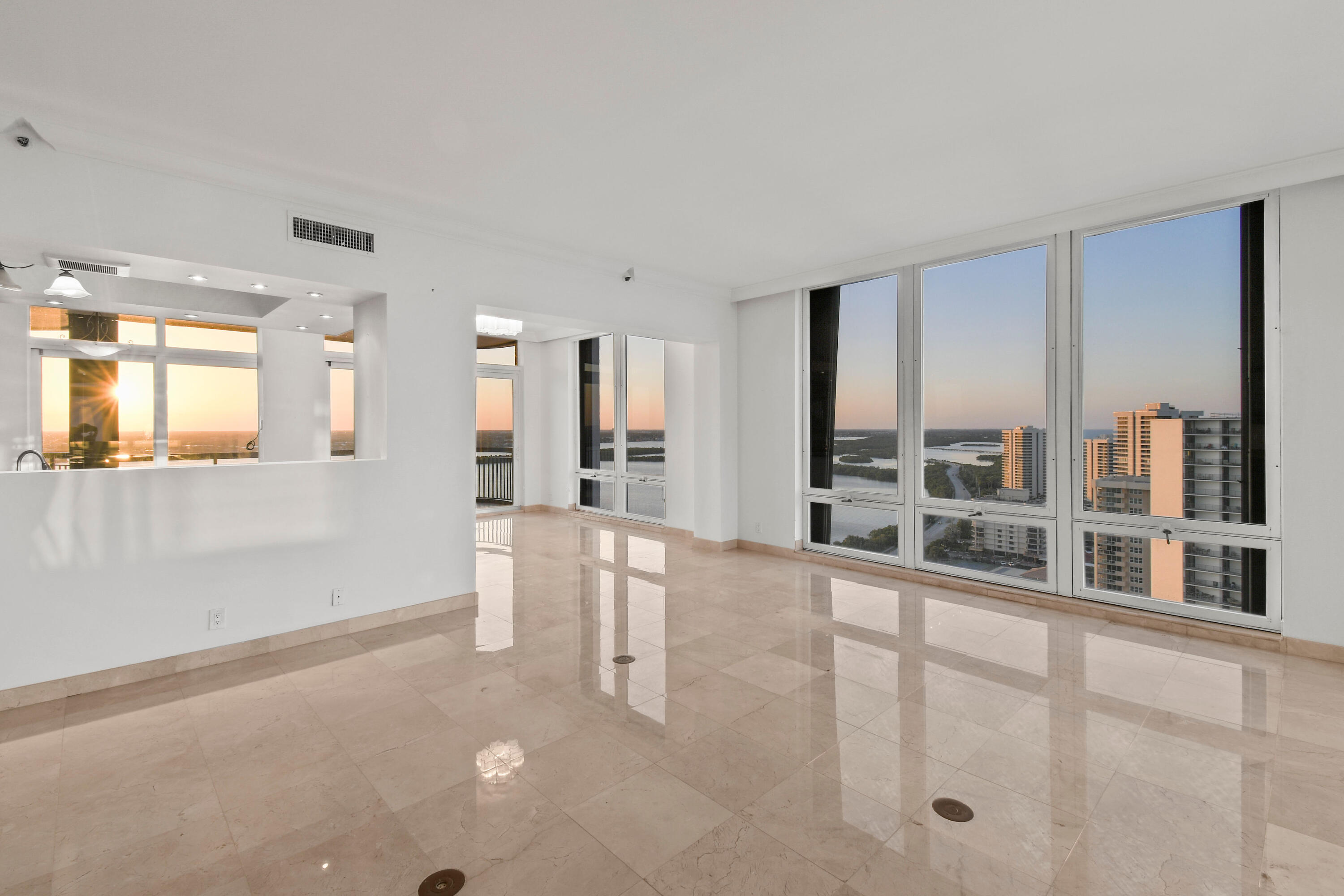 Eastpointe II Condo - Residential