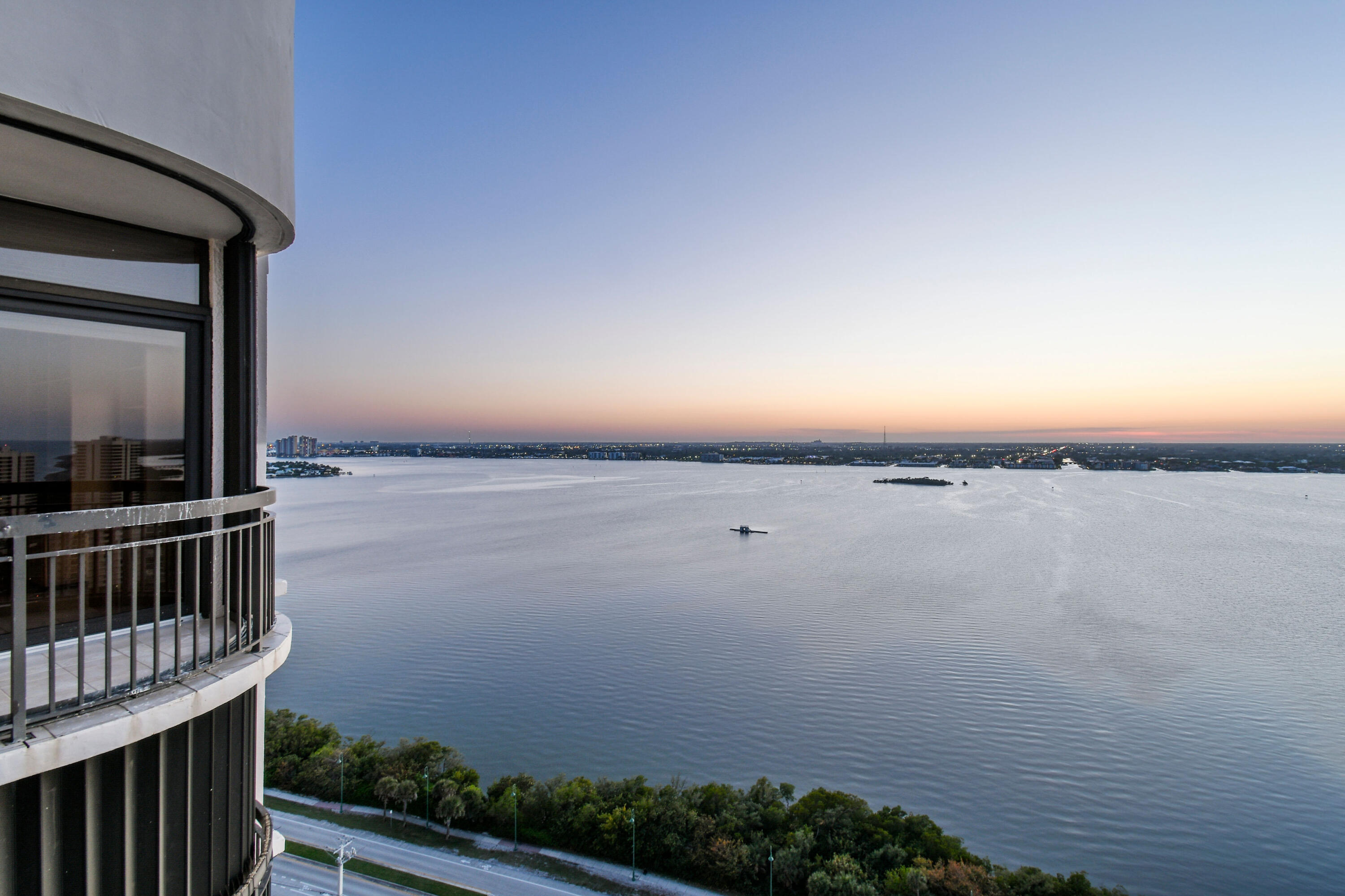 Eastpointe II Condo - Residential