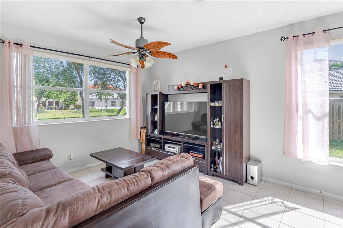 WELLINGTON TR 42B - Residential