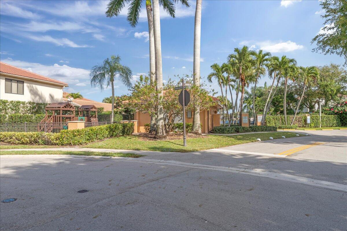 WELLINGTON TR 42B - Residential