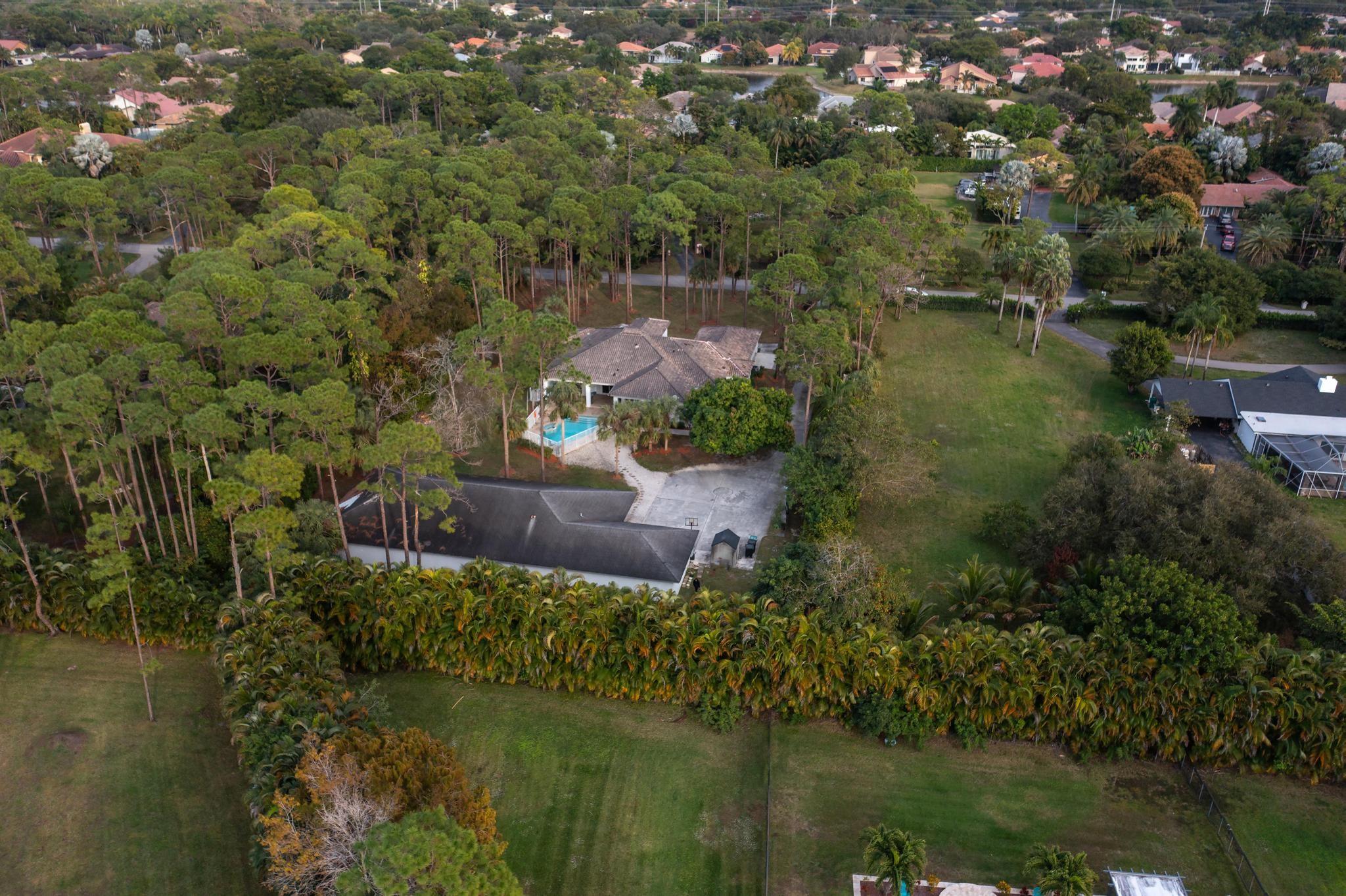 4901 Godfrey Rd