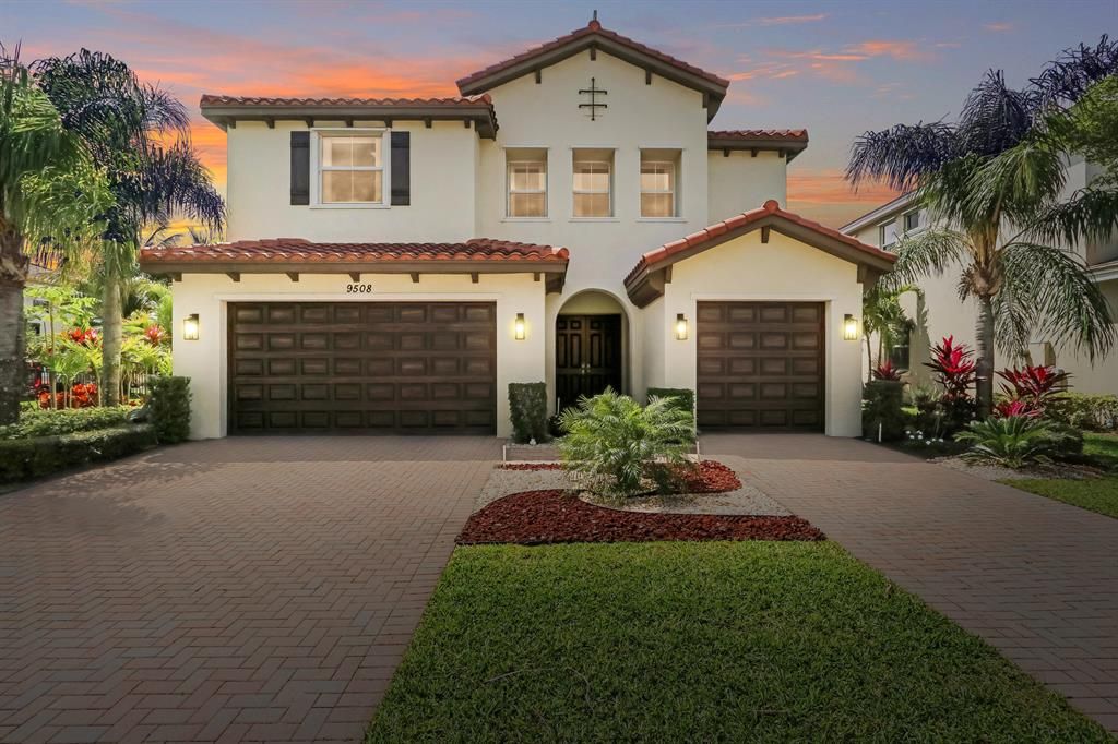 Photo of 9508 Phipps Lane, Wellington, FL 33414 (MLS # R10702576)