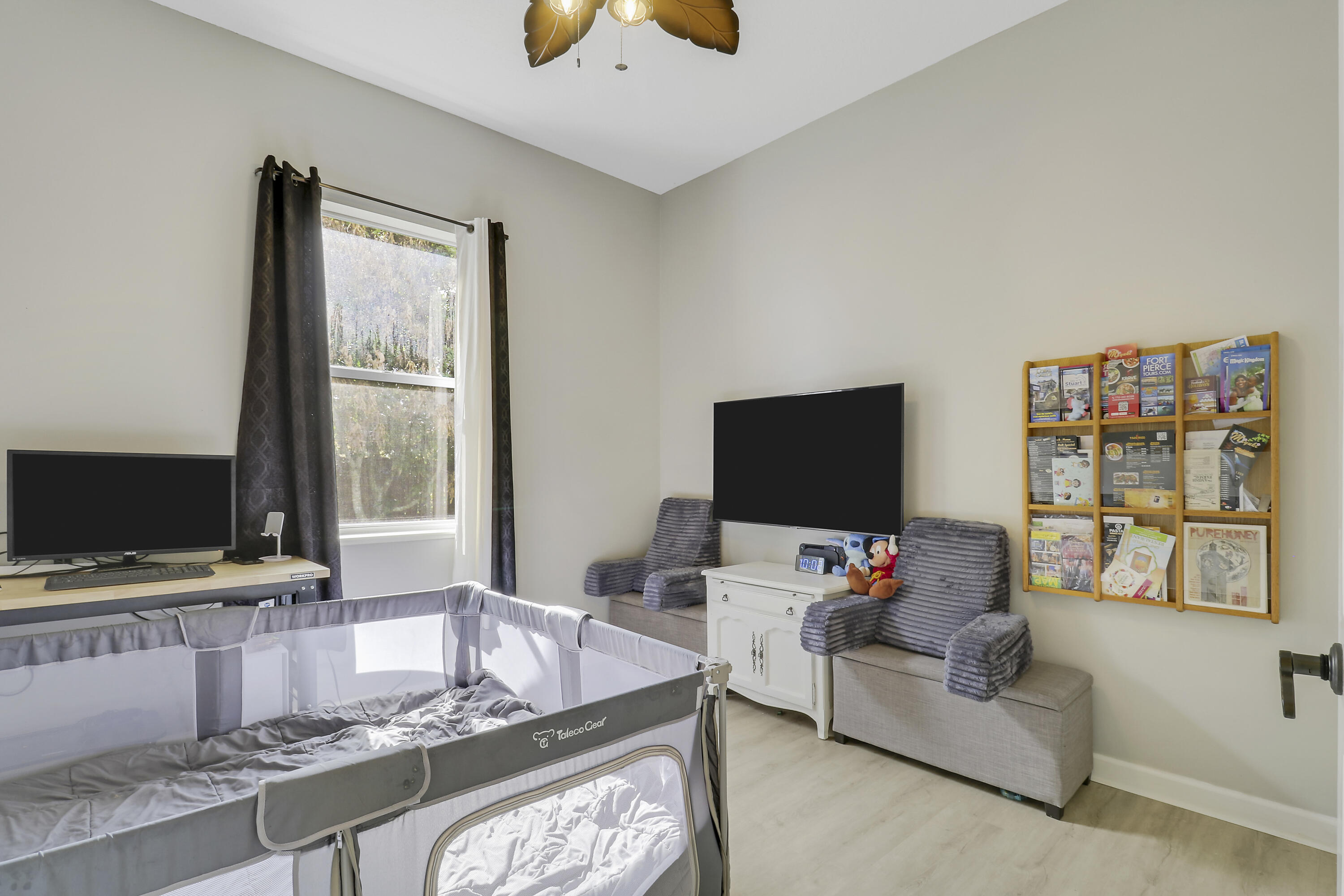 PORT ST LUCIE SECTION 33 - Residential