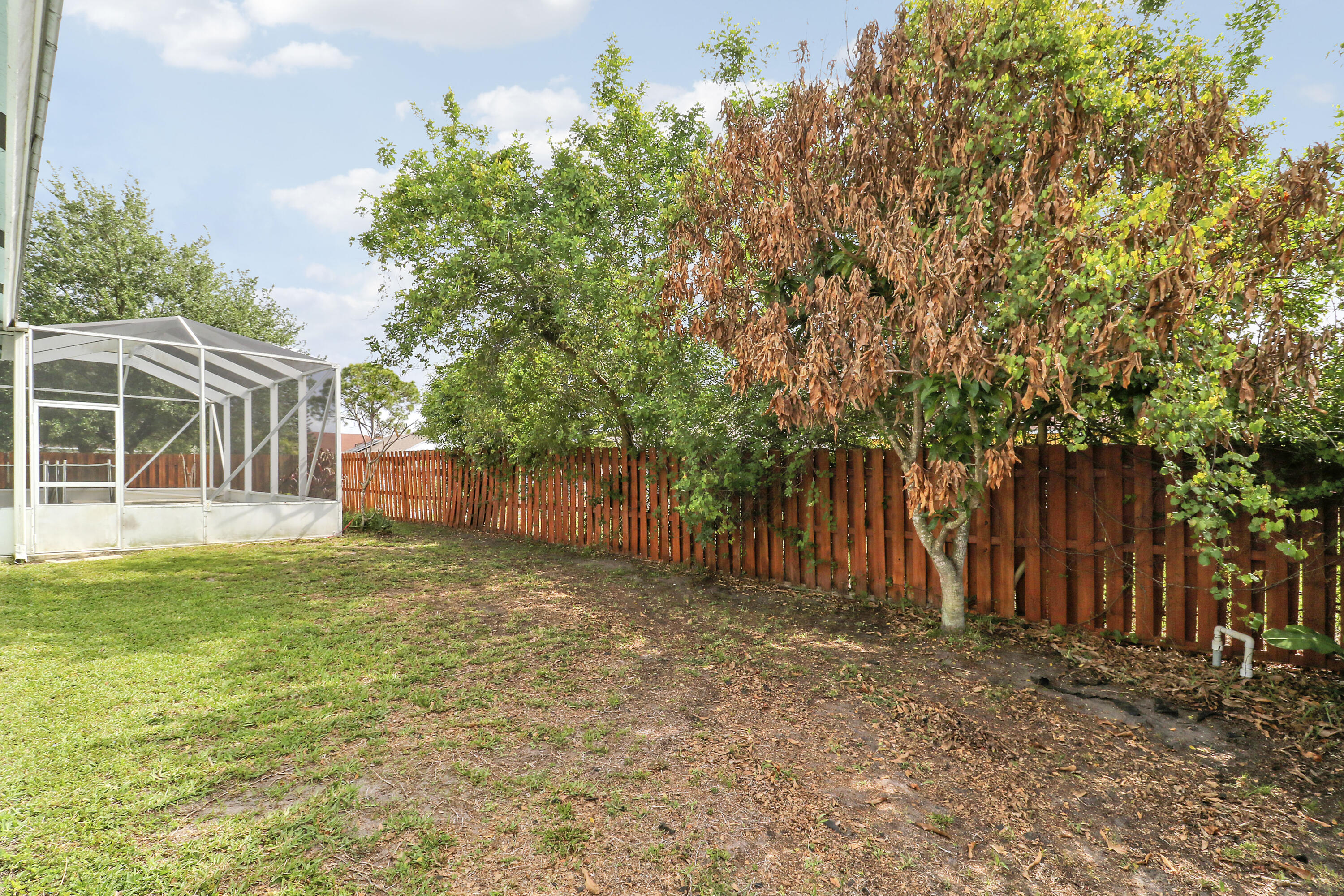 PORT ST LUCIE SECTION 33 - Residential