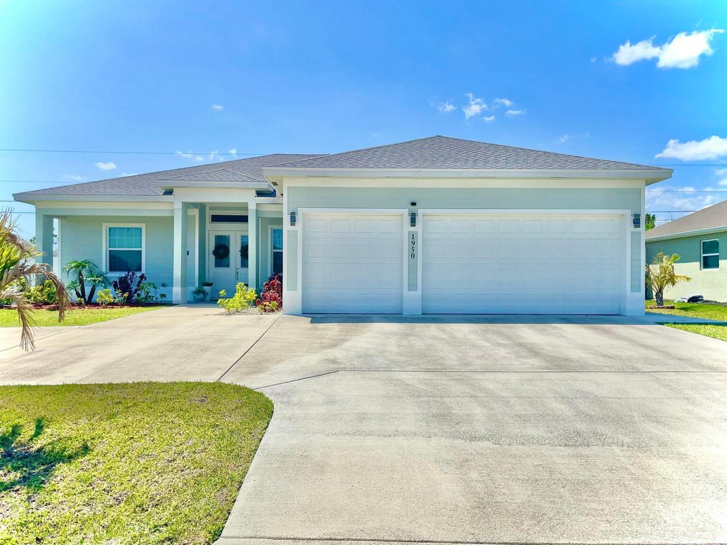 Photo of 1950 SW Glendale Street, Port Saint Lucie, FL 34987 (MLS # B26023172)