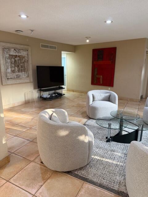 SOUTHGATE CONDO - Residential