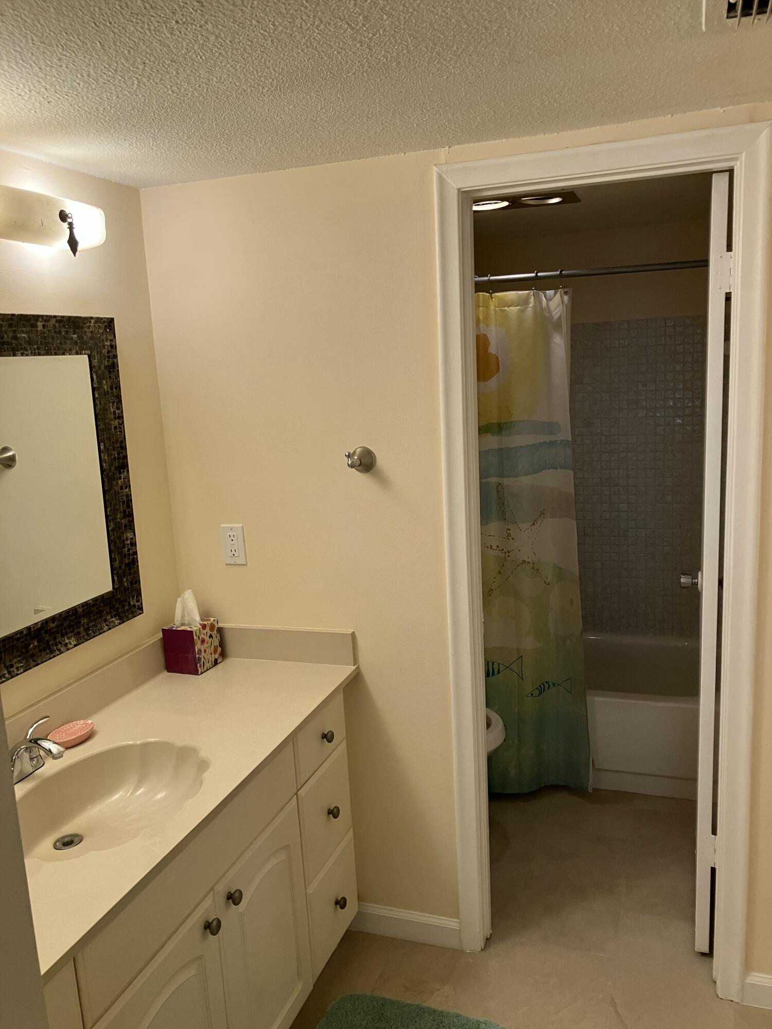 POPPLETON CREEK CONDO - Residential Lease
