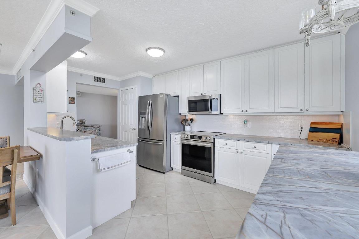 SEABREEZE AT ATLANTIC VIEW CONDOMINIUM - Residential