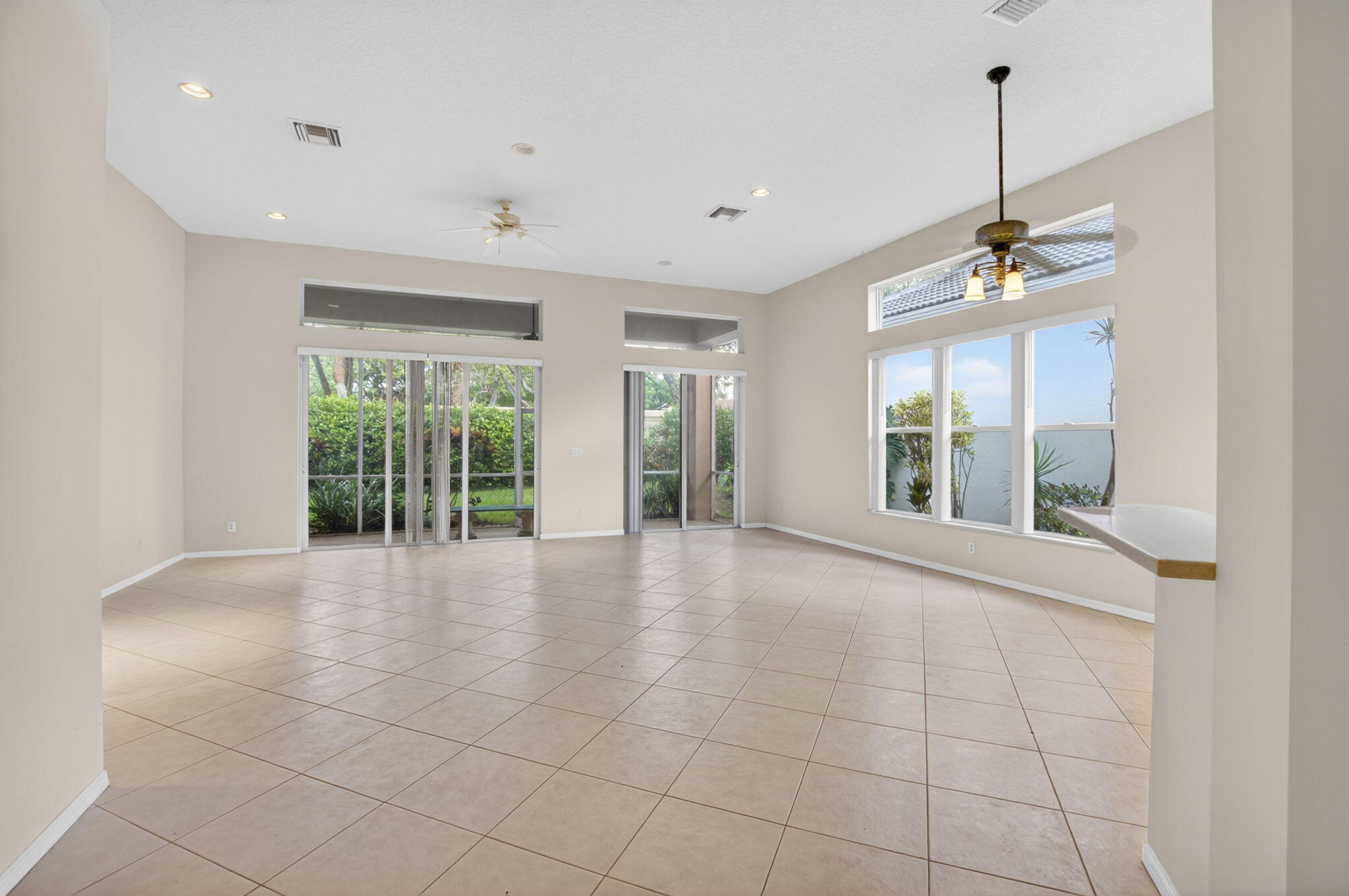 MIZNER FALLS - Residential