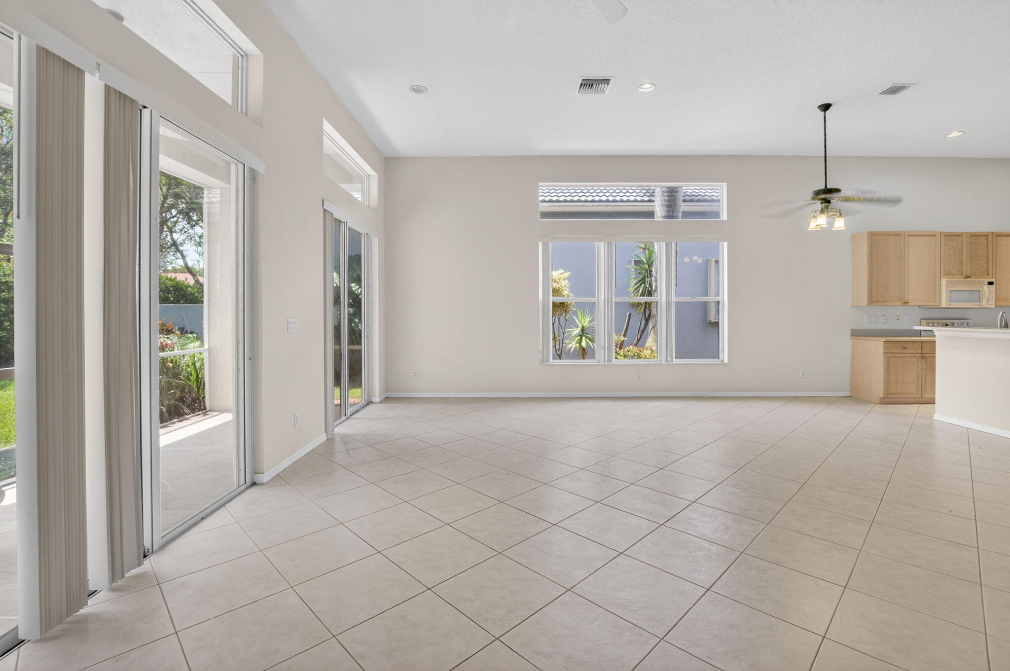 MIZNER FALLS - Residential