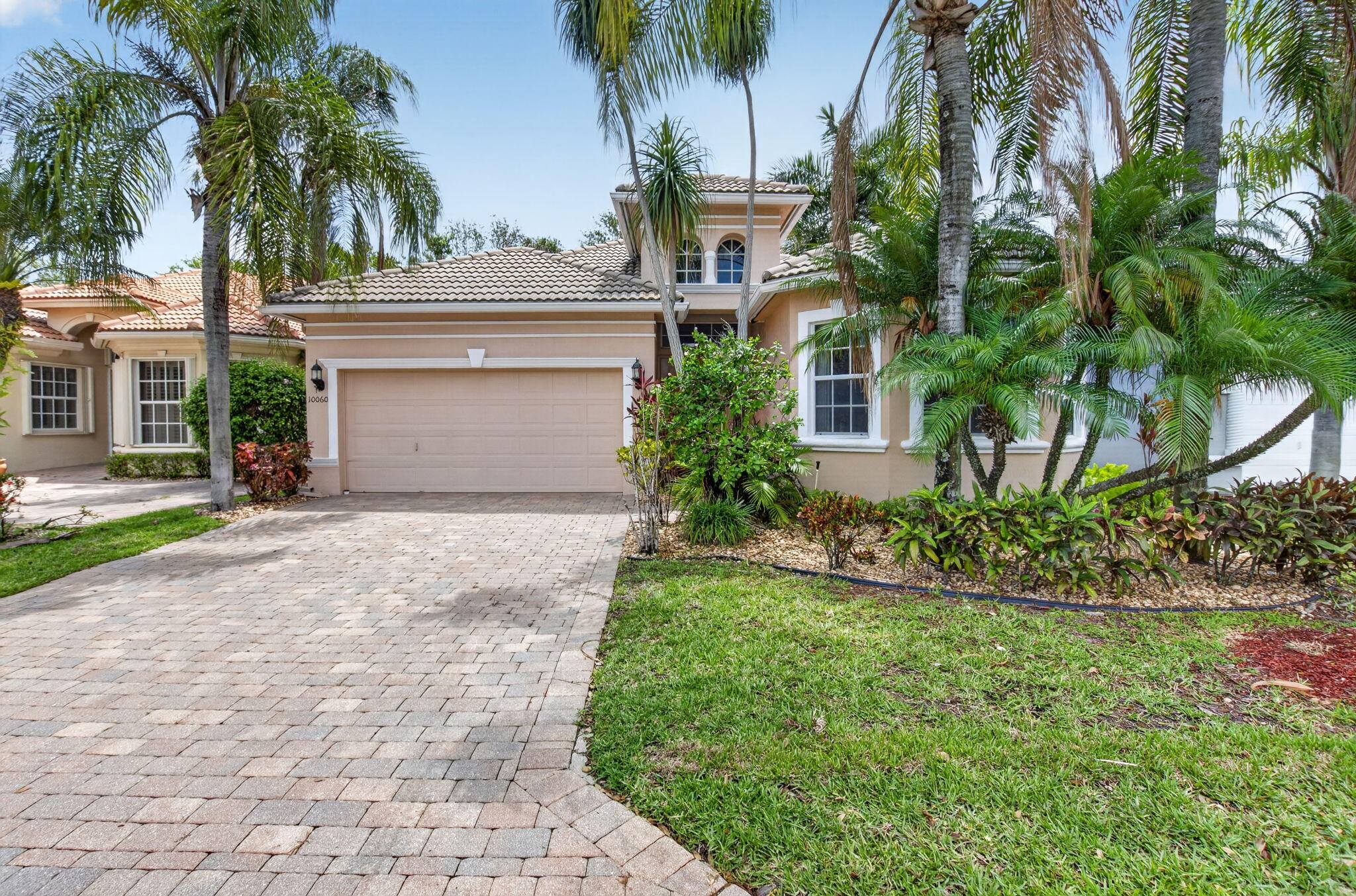 MIZNER FALLS - Residential