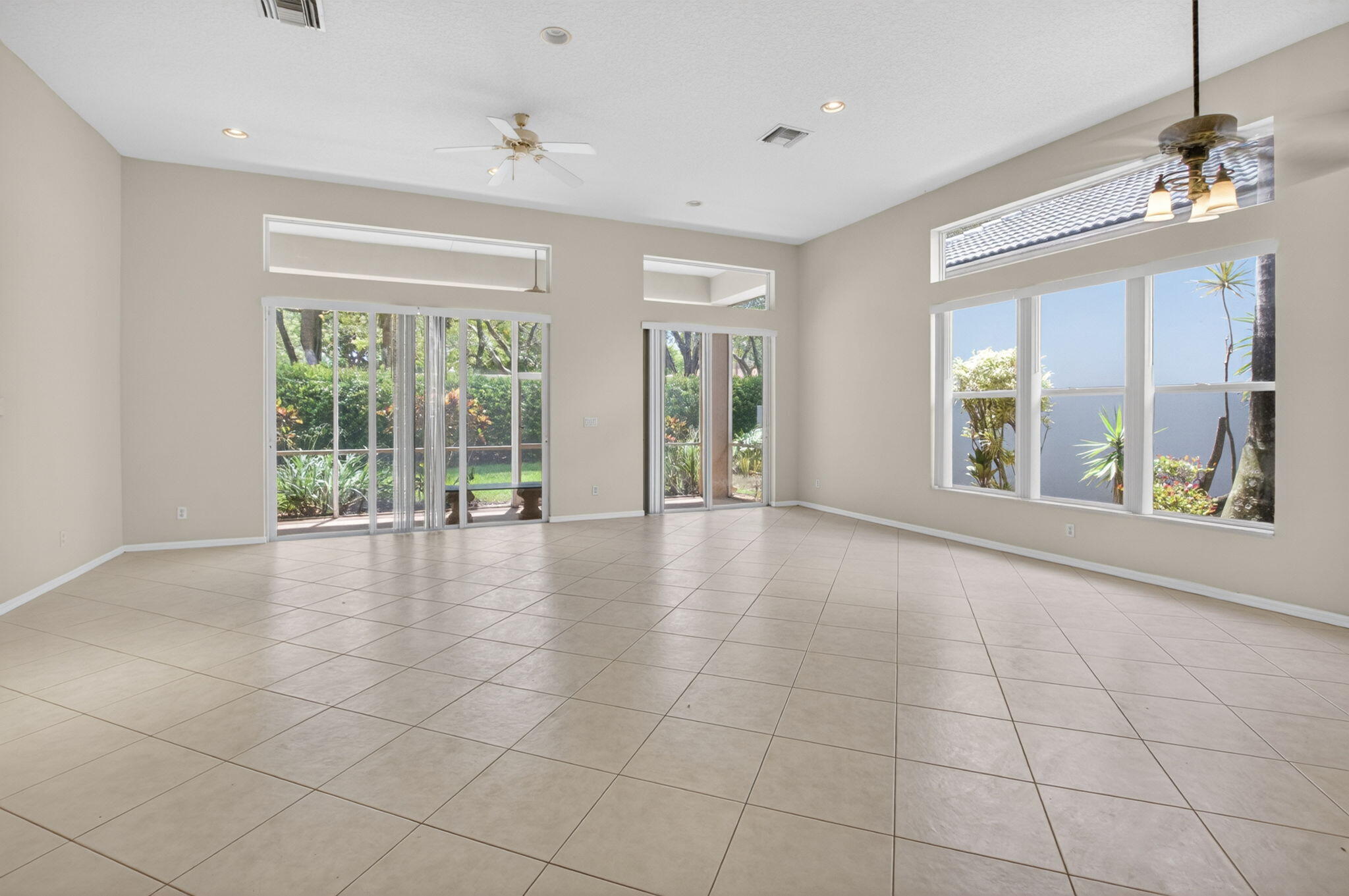 MIZNER FALLS - Residential