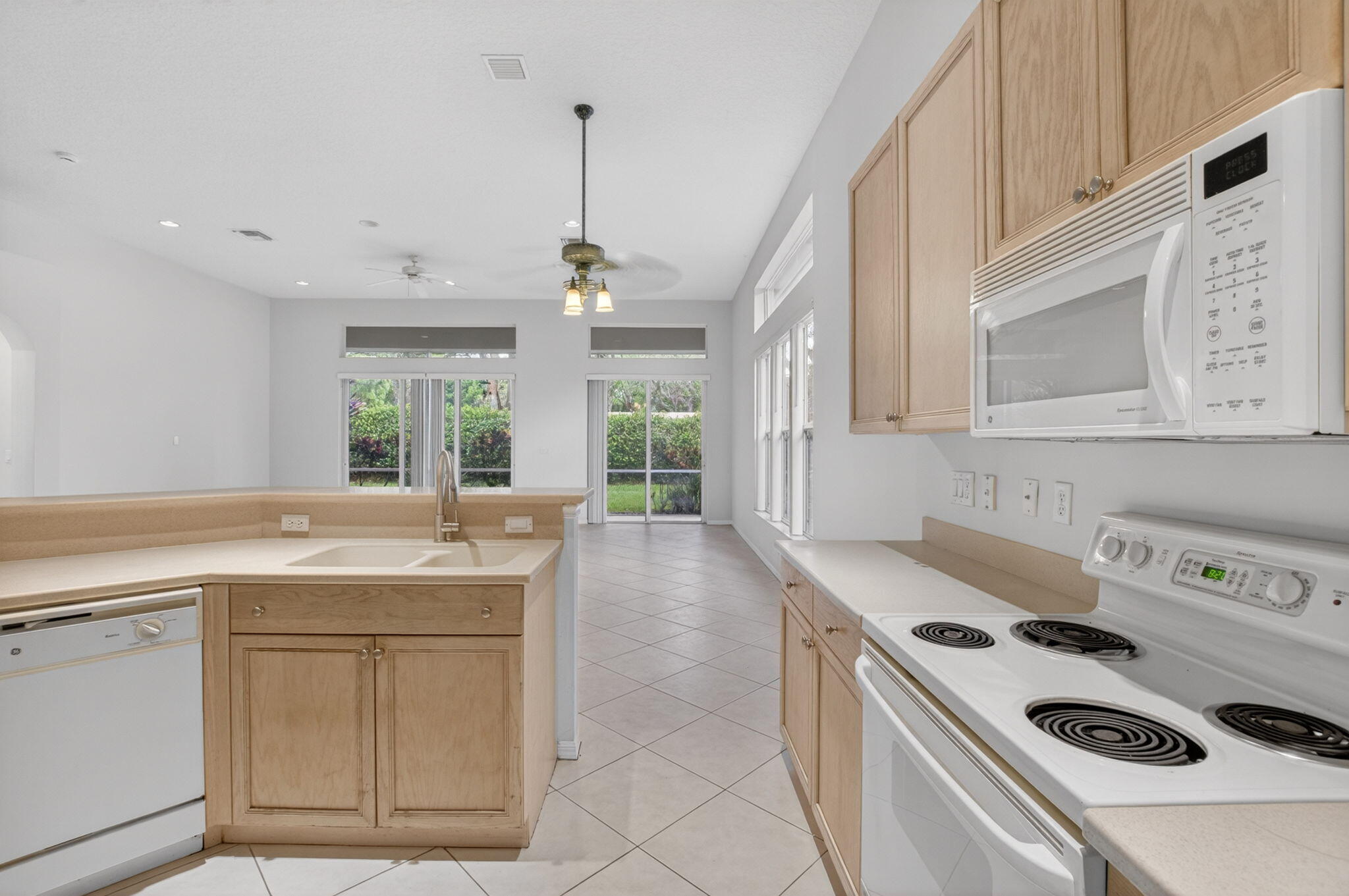 MIZNER FALLS - Residential