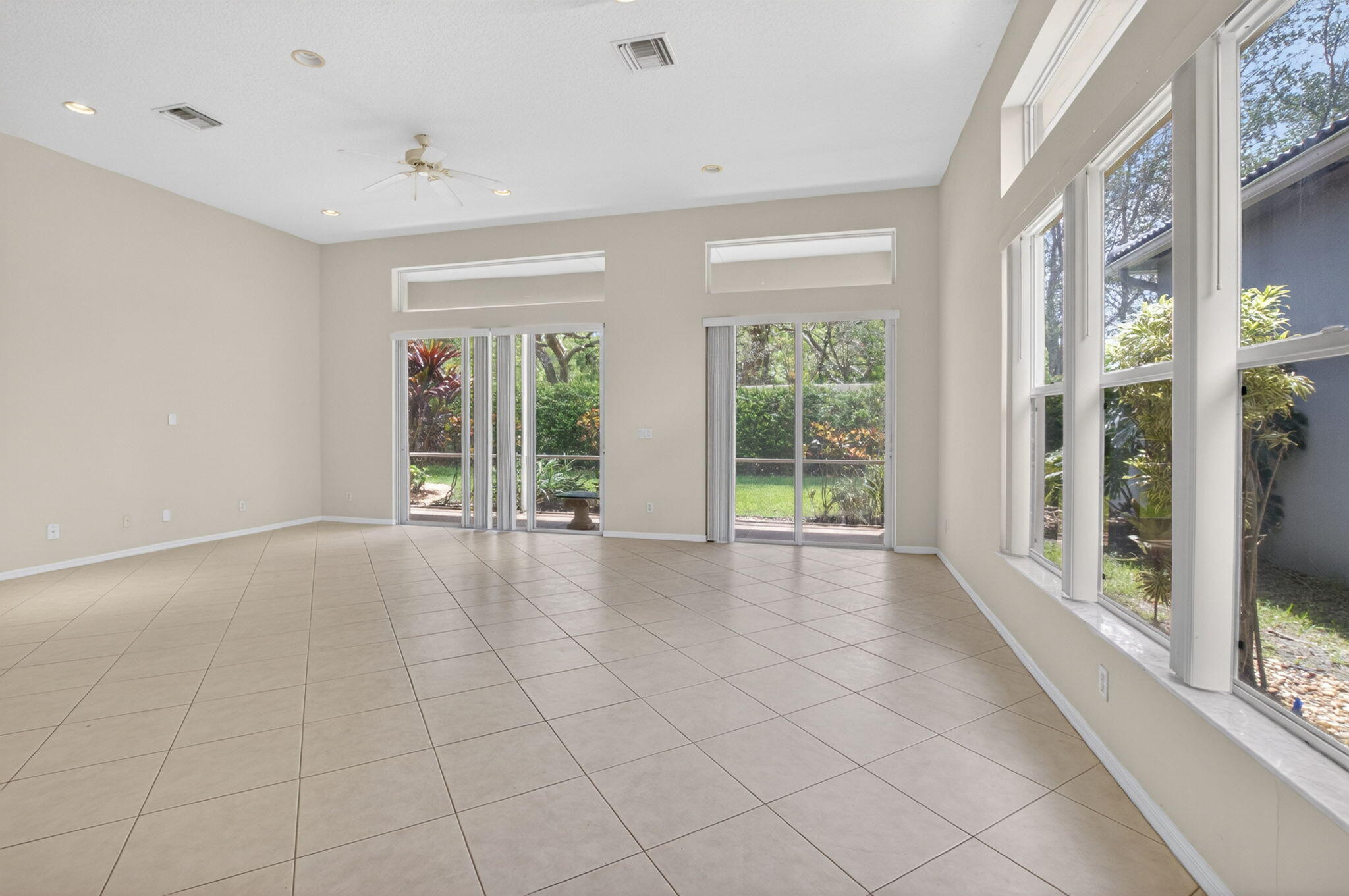 MIZNER FALLS - Residential